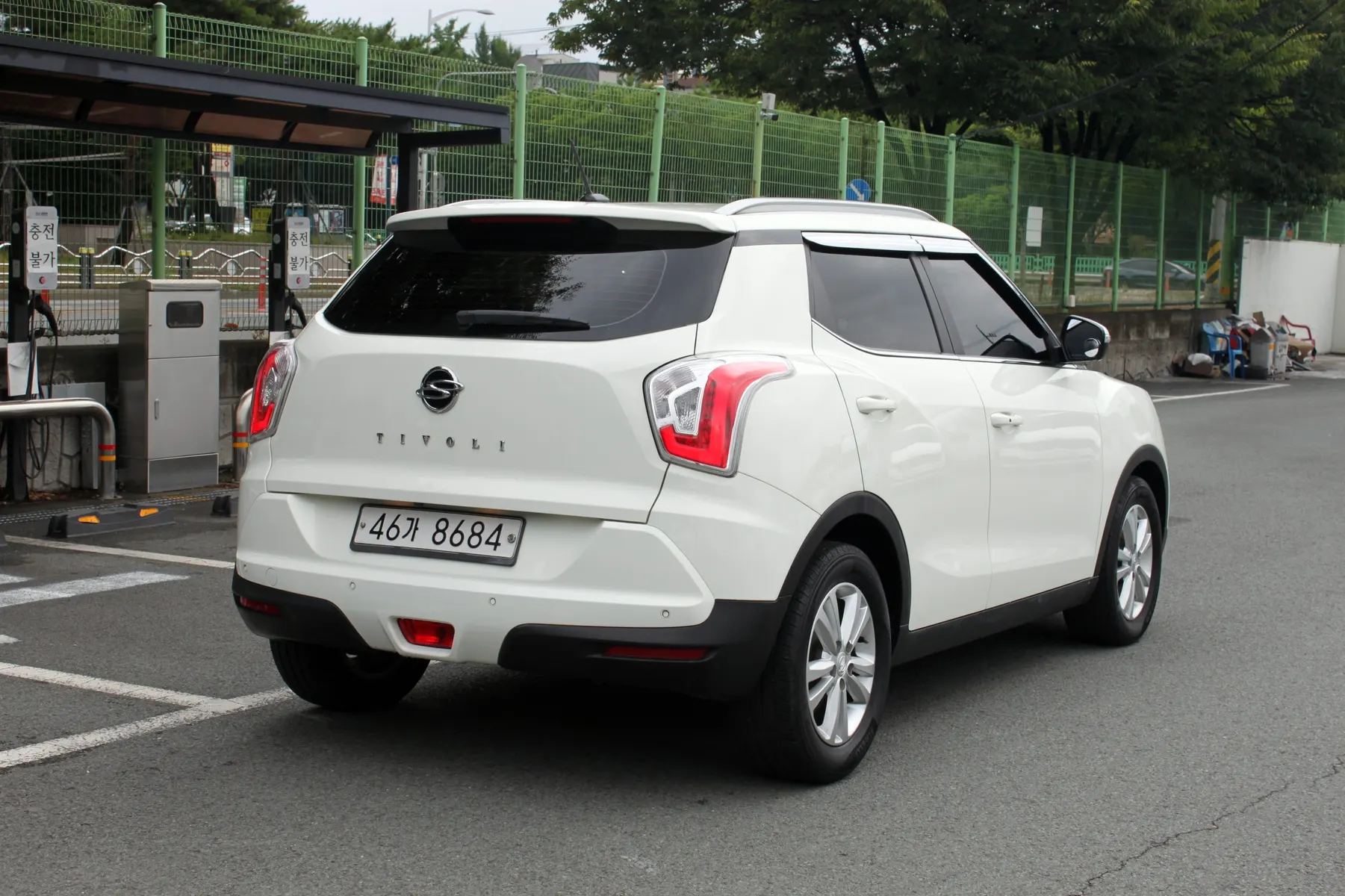 KG Mobility Tivoli VX 2WD 2017 3/5