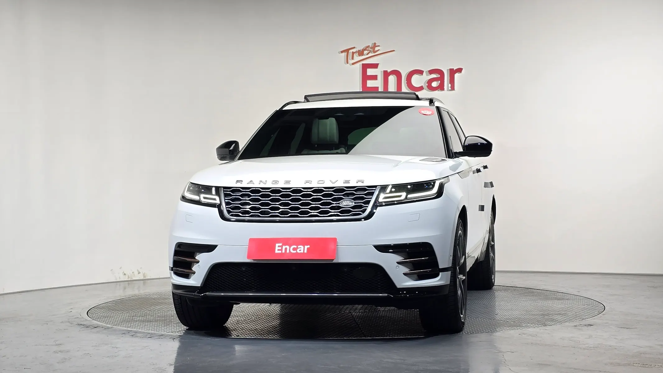 Land Rover 레인지로버 벨라 3.0 P400 R- HSE 2021 3/33