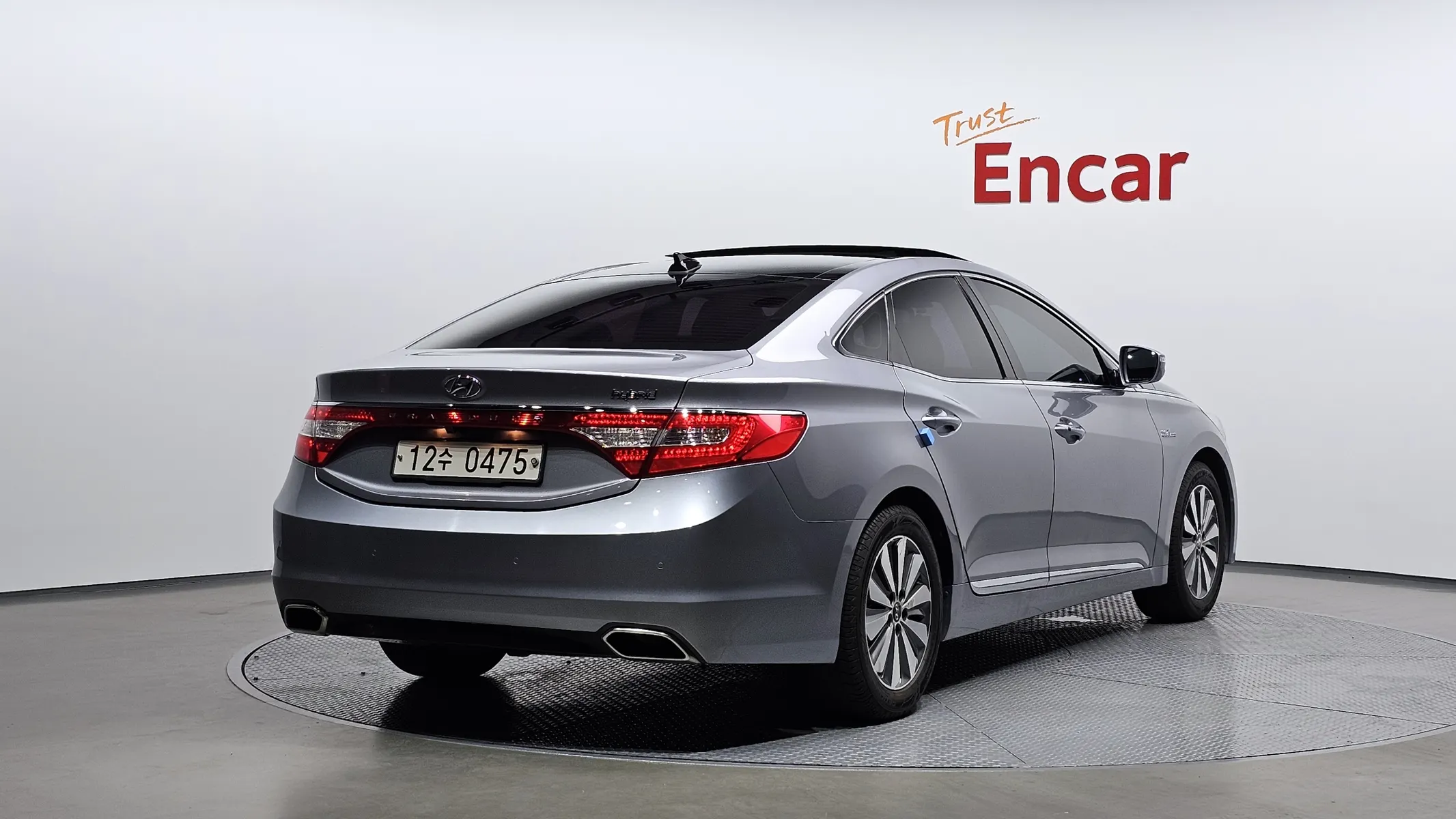 Hyundai HG 2015 2/34