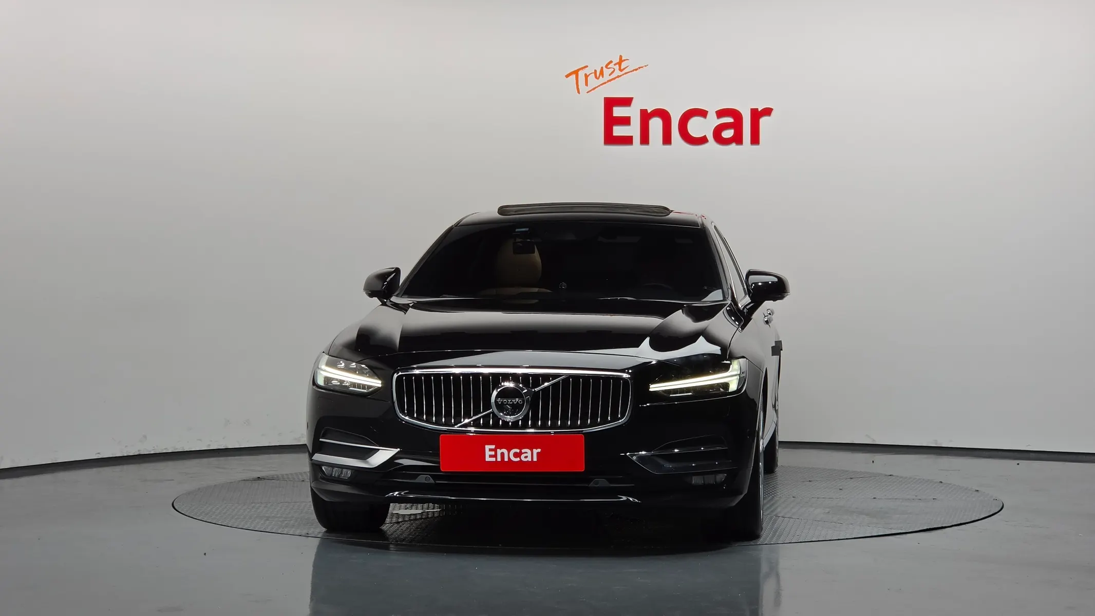 Volvo S90 D4 2018 3/39