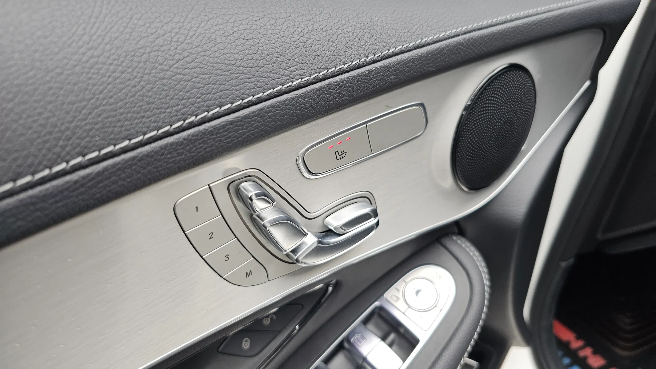 Mercedes-Benz GLC-Class X253 GLC300e 4MATIC 2020 30/31