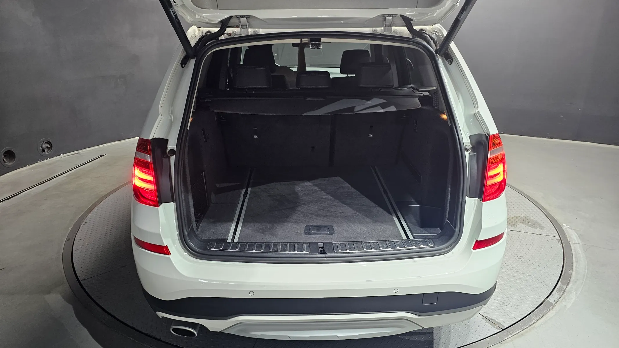 BMW X3 (F25) xDrive 20d 2015 34/35