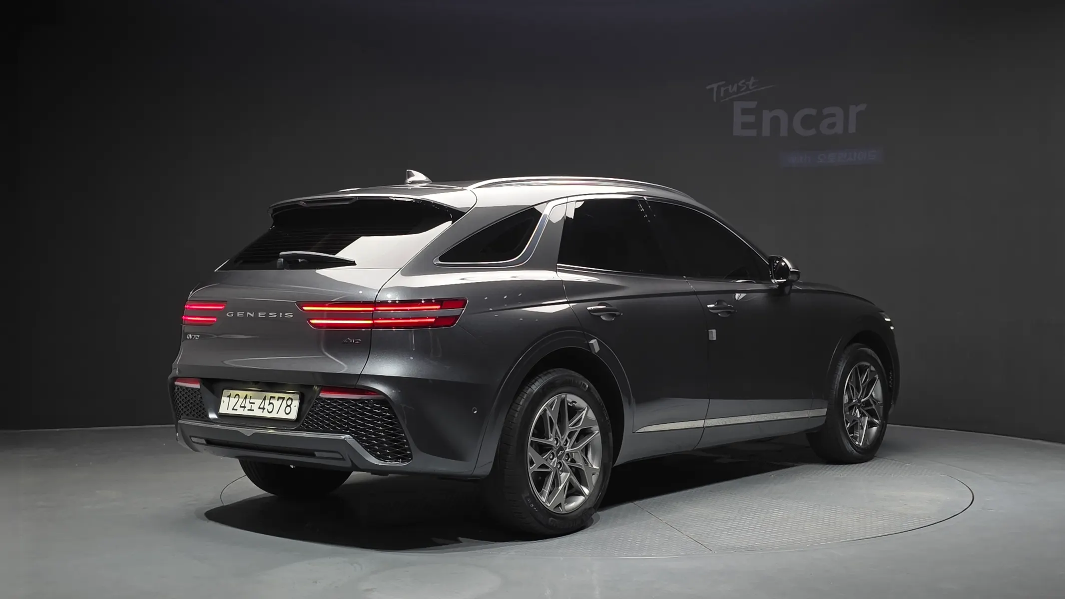 Genesis GV70 2.2 AWD 2022 2/33