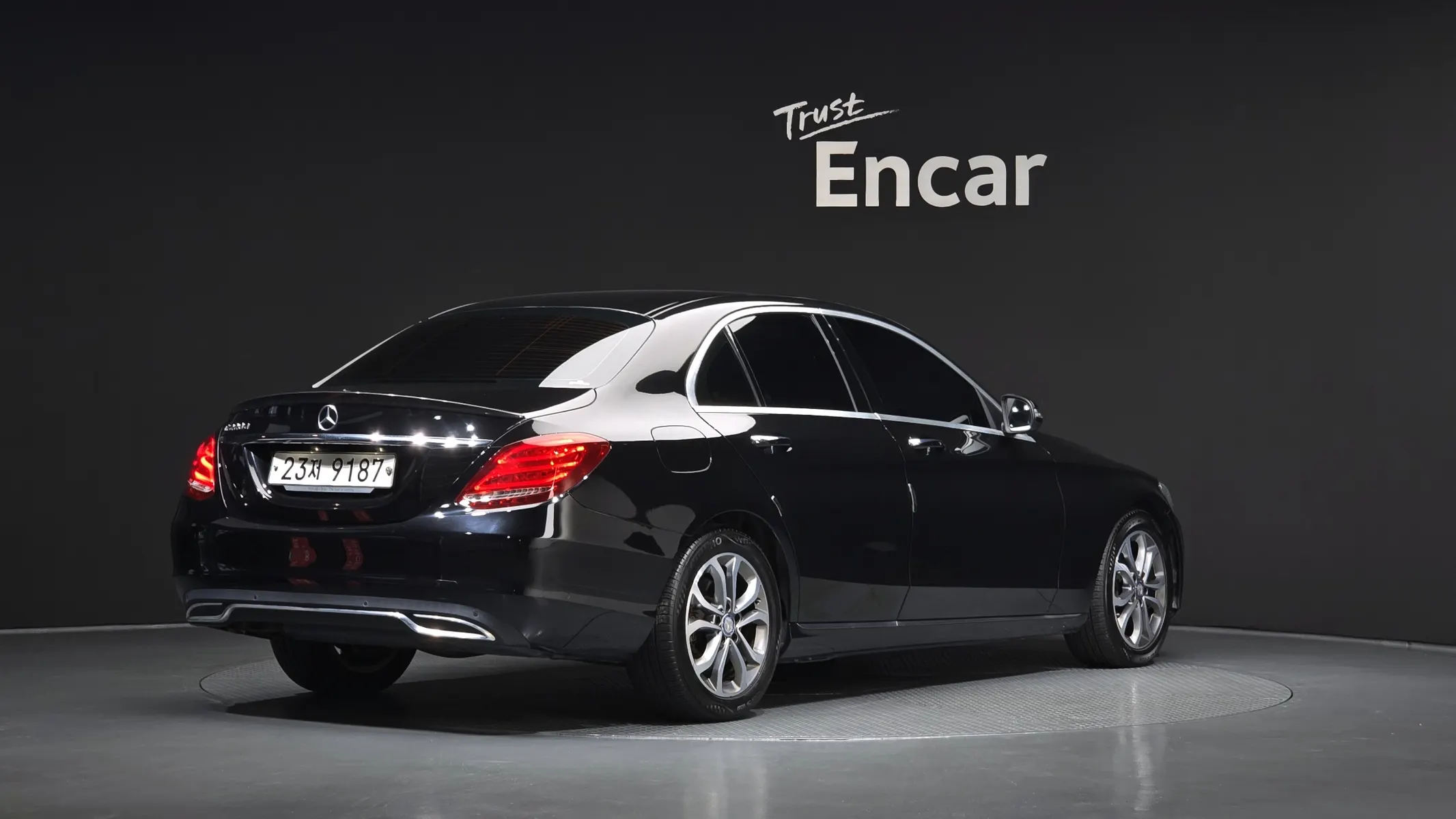 Mercedes-Benz C-Class W205 C220 d 2017 2/32