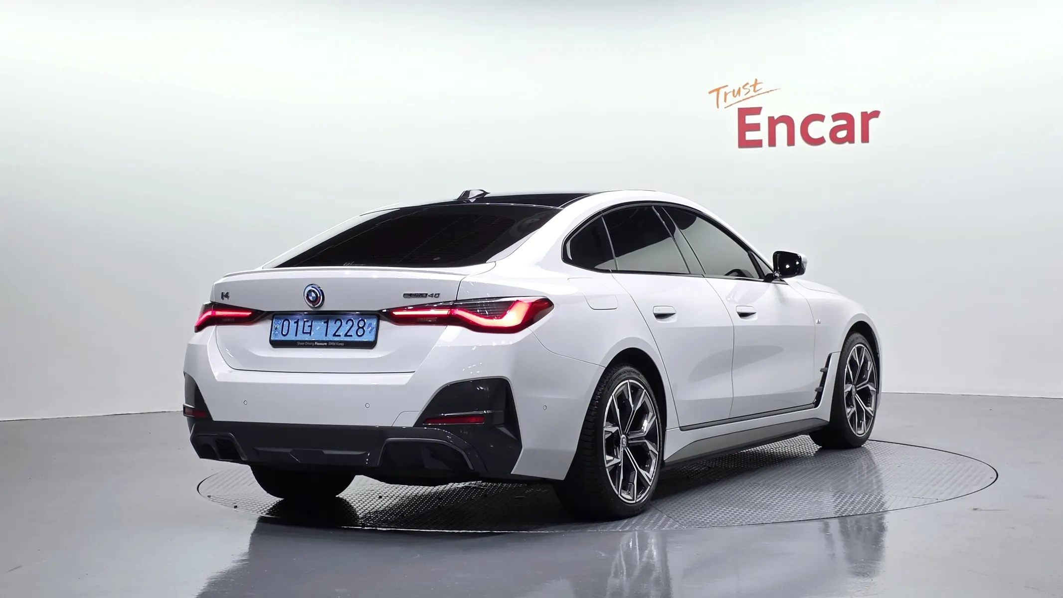 BMW i4 eDrive40 M 2024 2/34