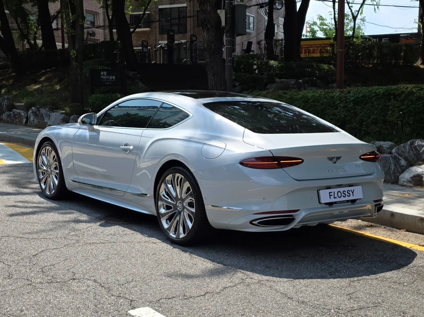 Bentley GT 4 4.0 GT 2026 2/20