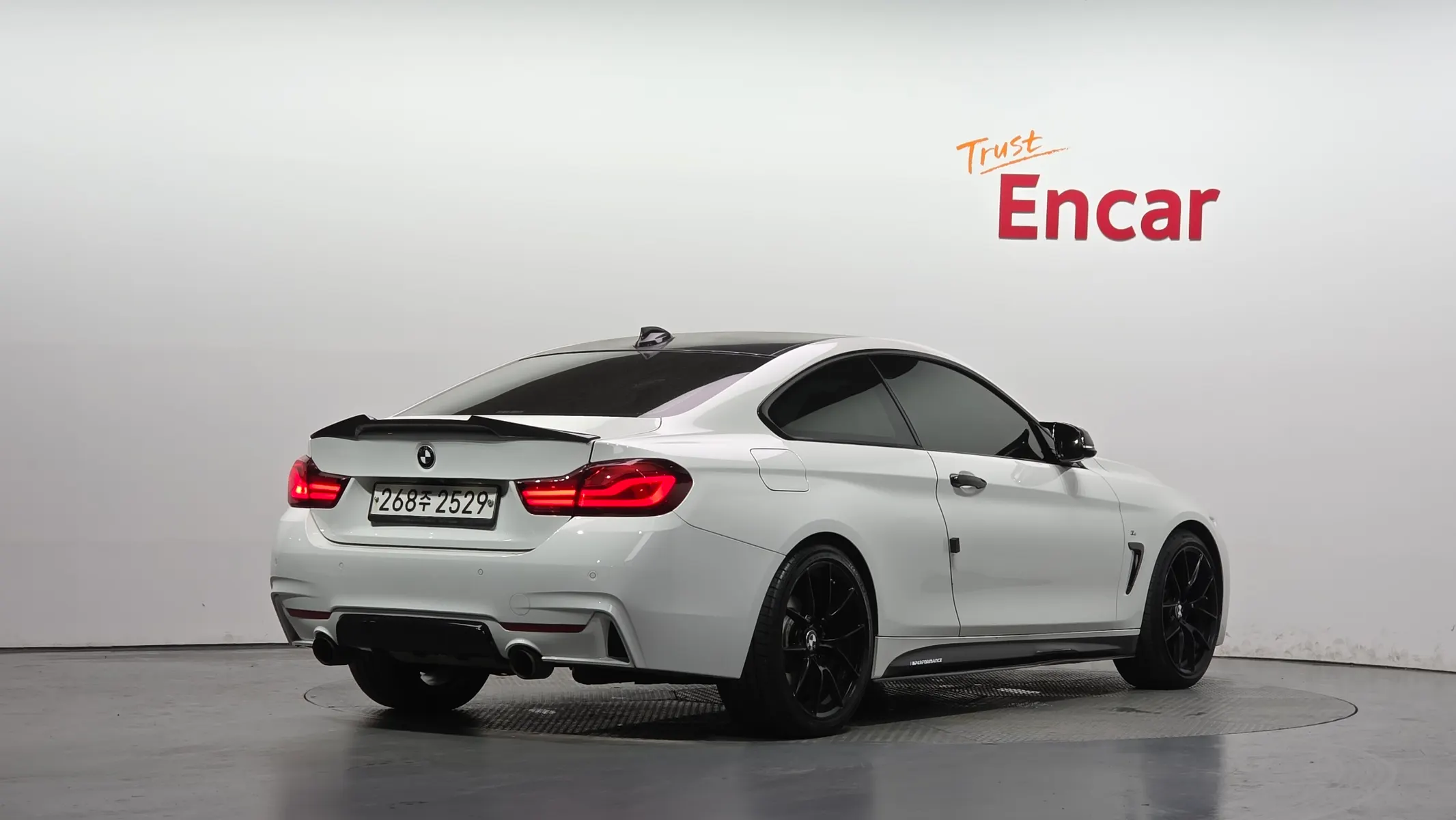 BMW 4 Series (F32) 420i M 2020 2/31