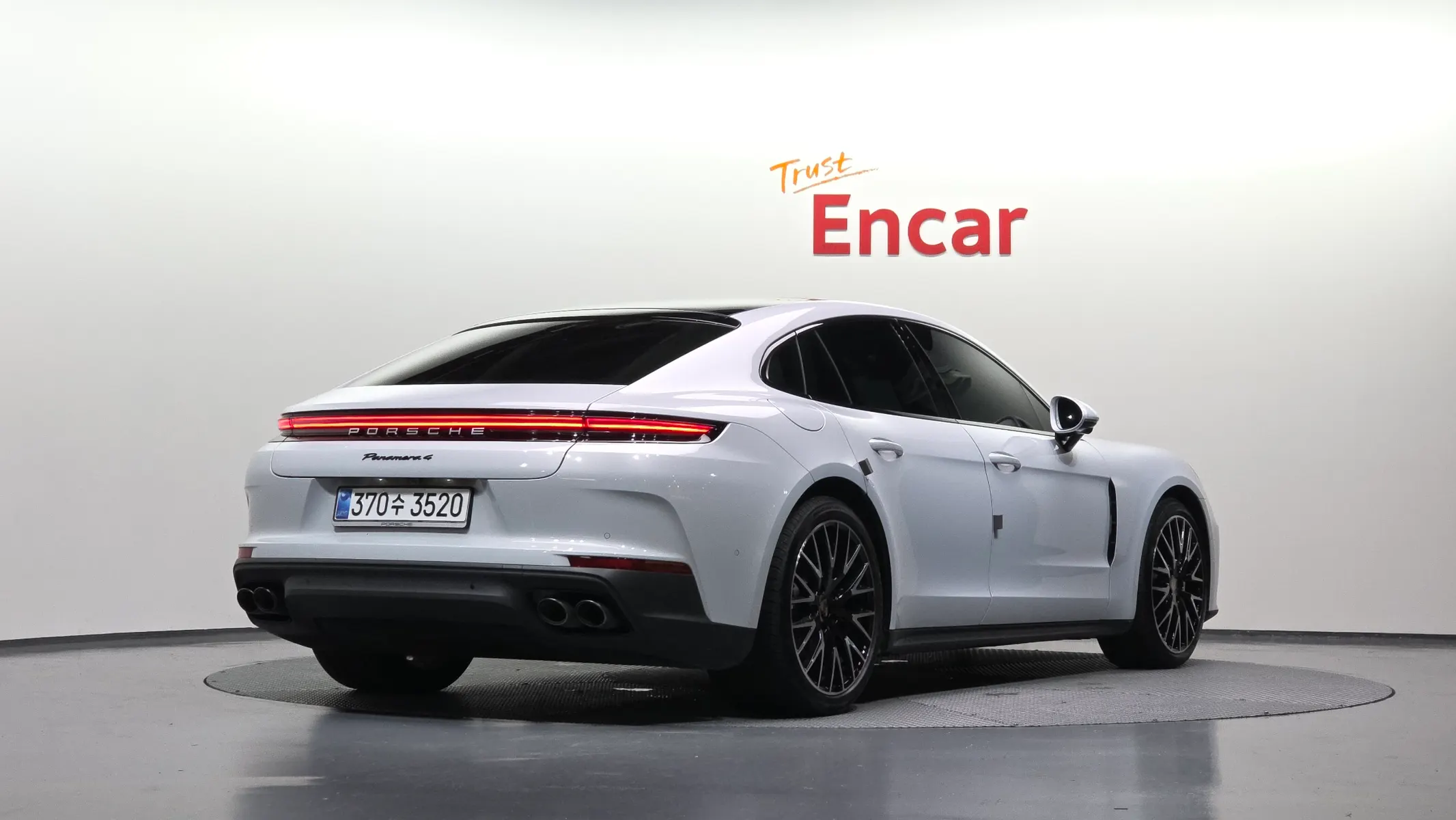 Porsche (976) 2.9 AWD 2025 2/21