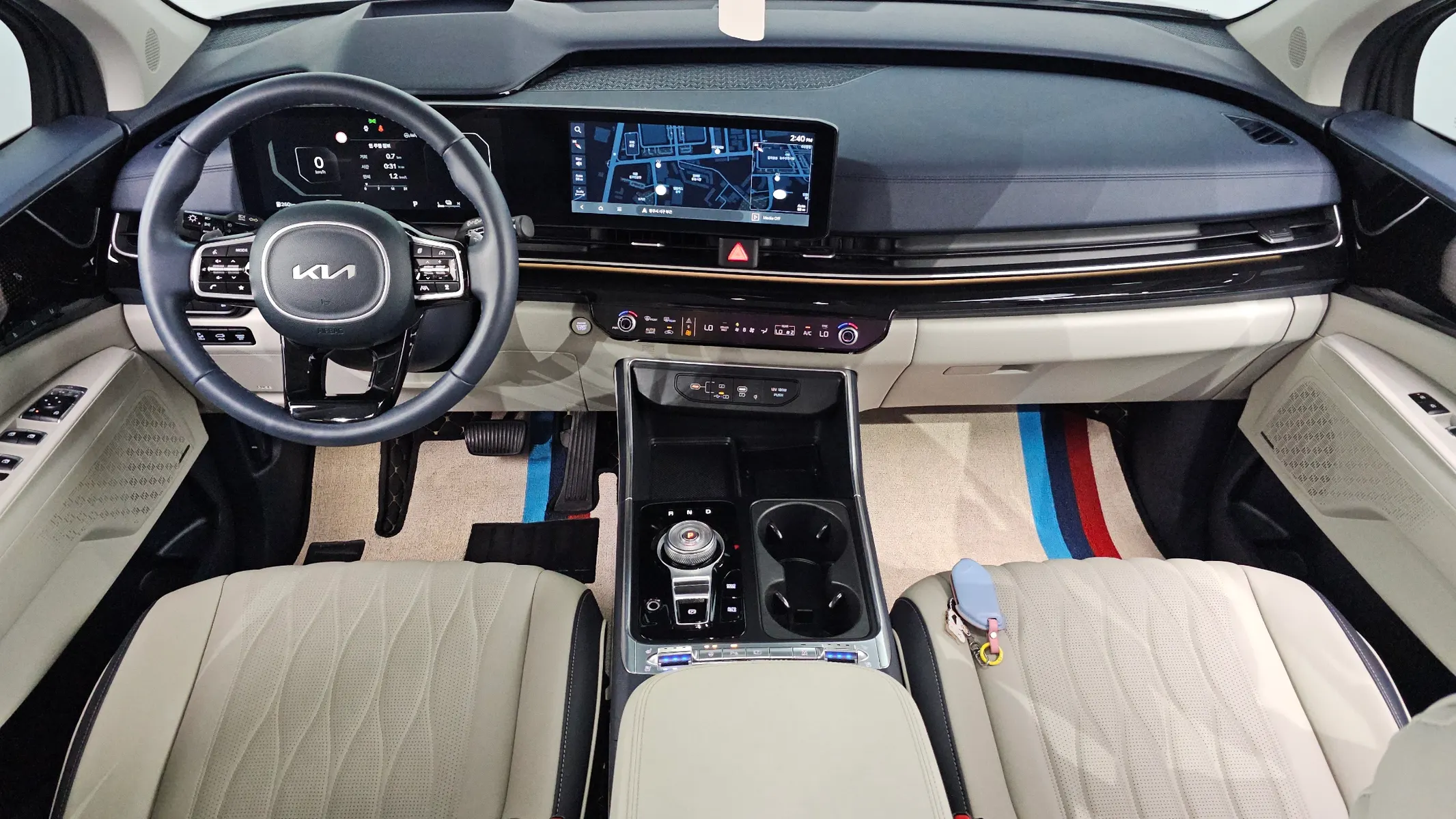 Kia 4 HEV 9 () 2024 4/5