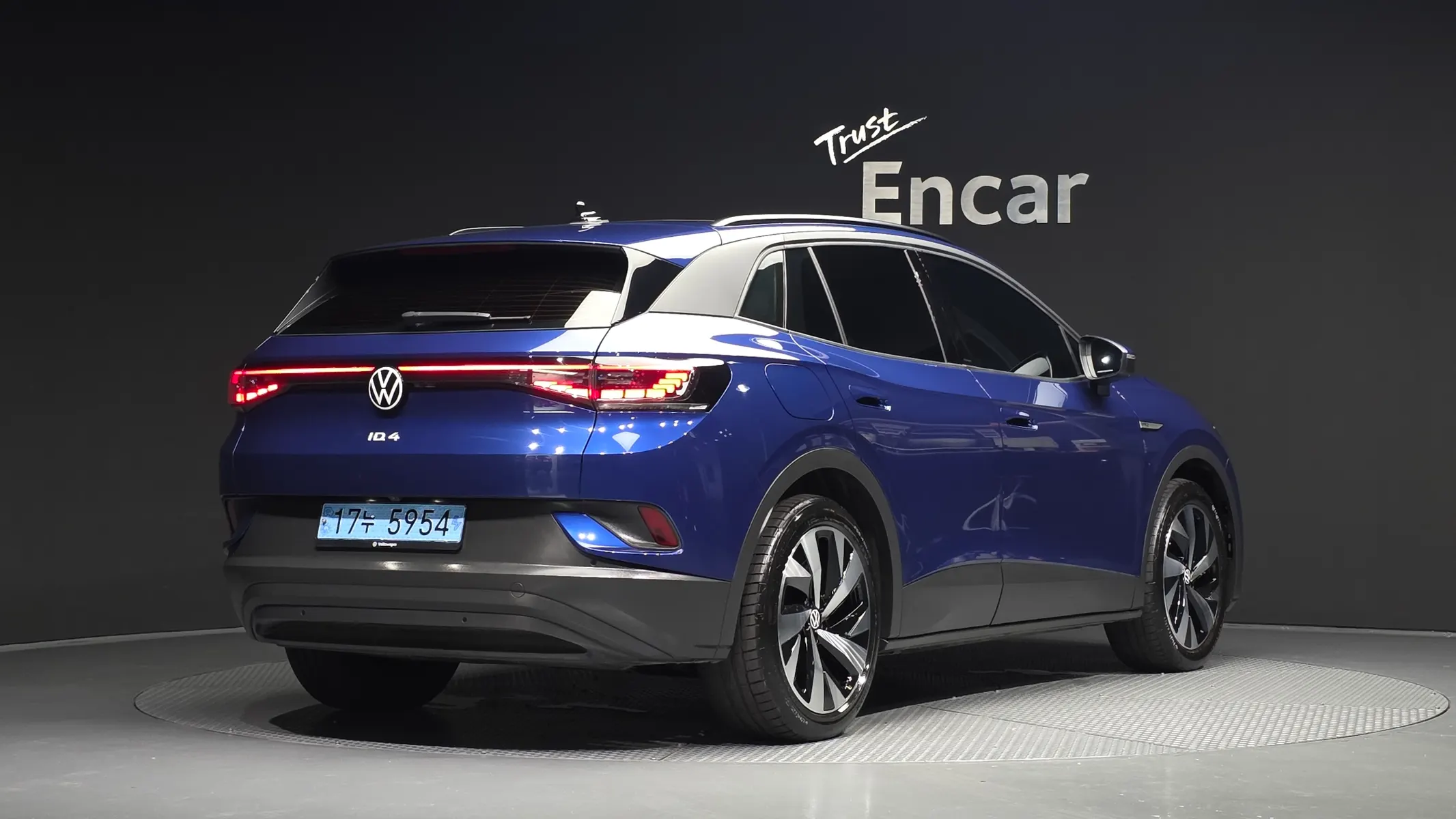 Volkswagen ID.4 2023 2/33