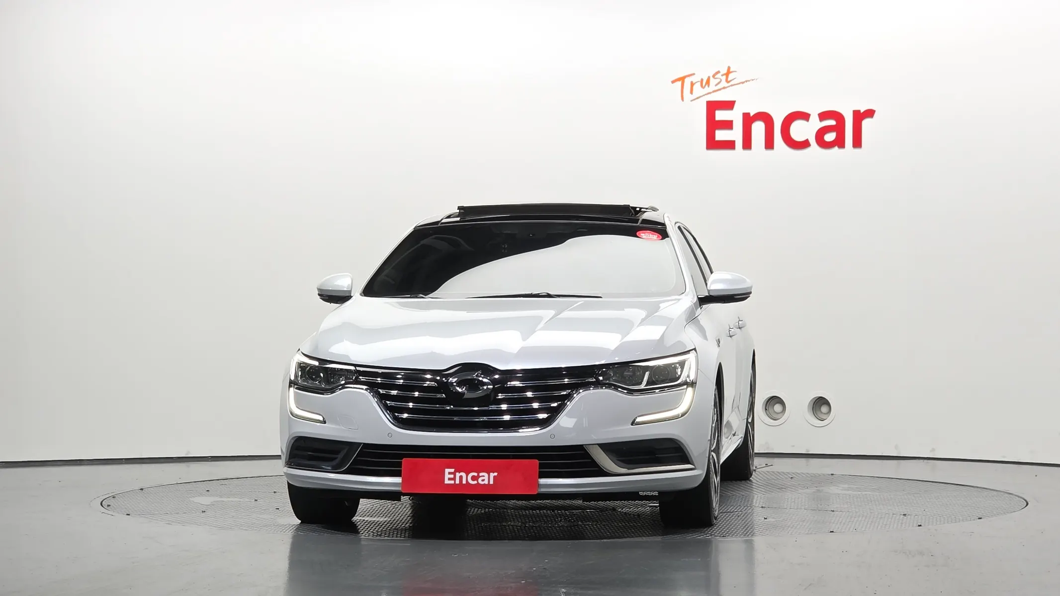 Renault Korea SM6 2.0 LPe RE () 2016 2/5
