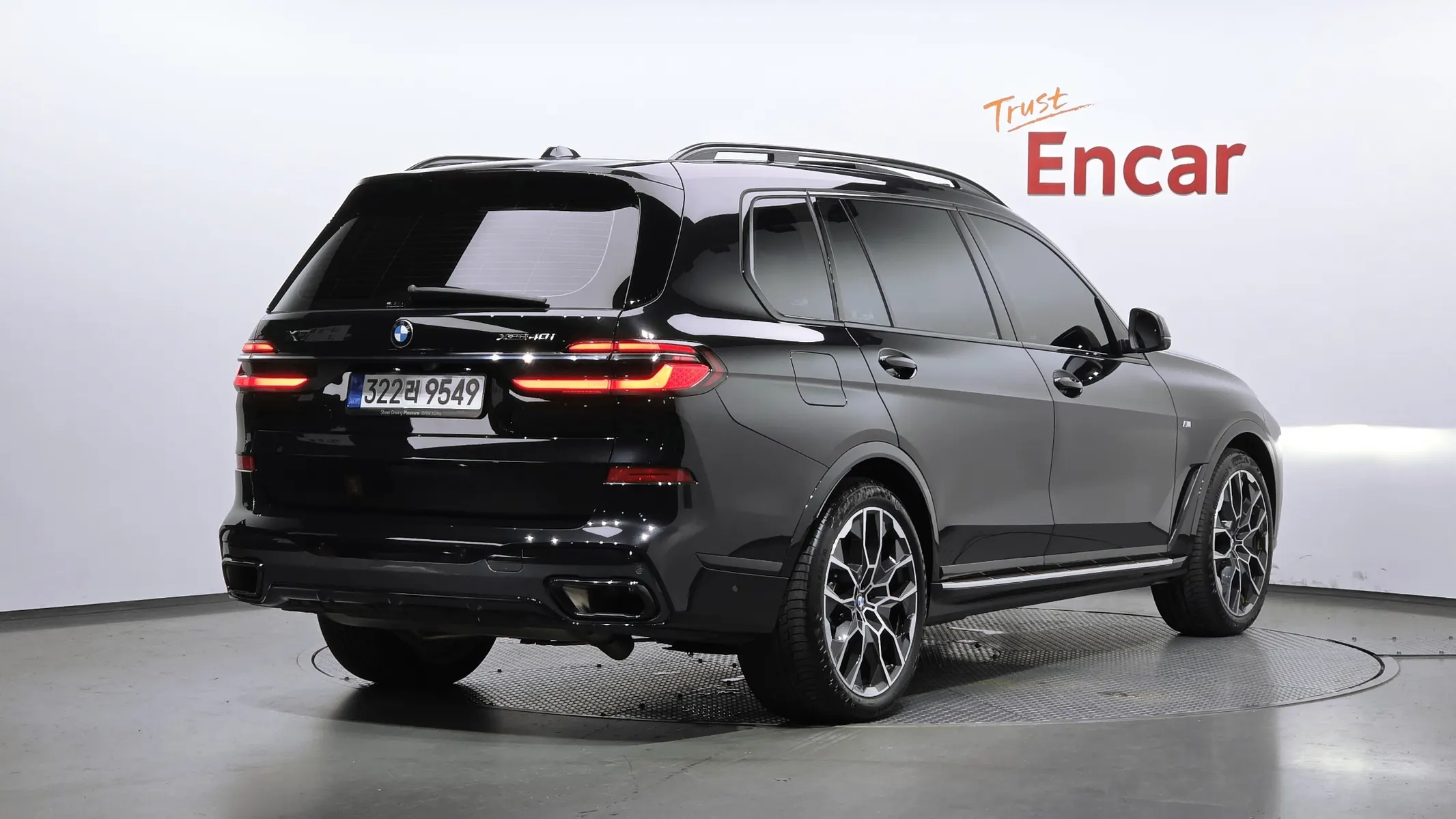 BMW X7 (G07) xDrive 40i M 7 2026 2/21