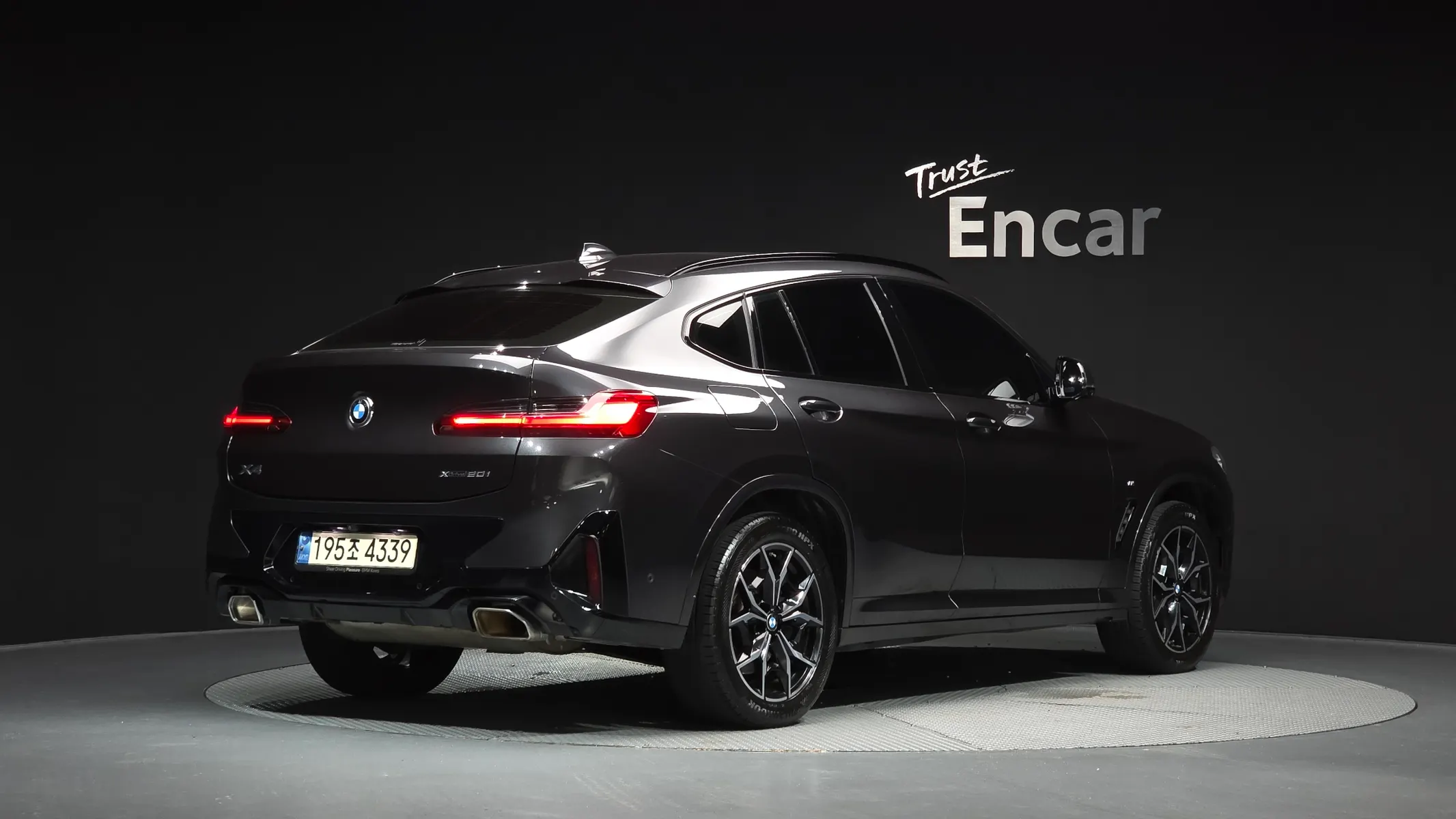 BMW X4 (G02) xDrive20i M 2023 2/32