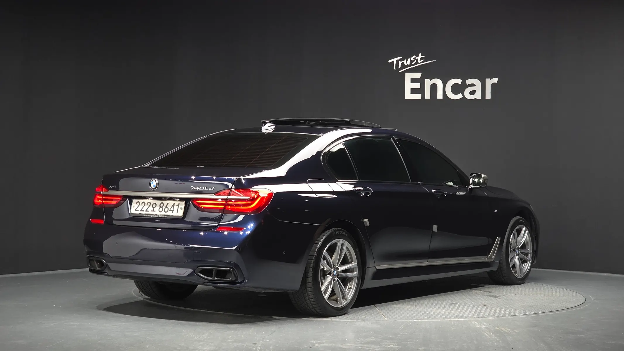 BMW 7 Series (G11) 740Ld xDrive M 2017 2/37
