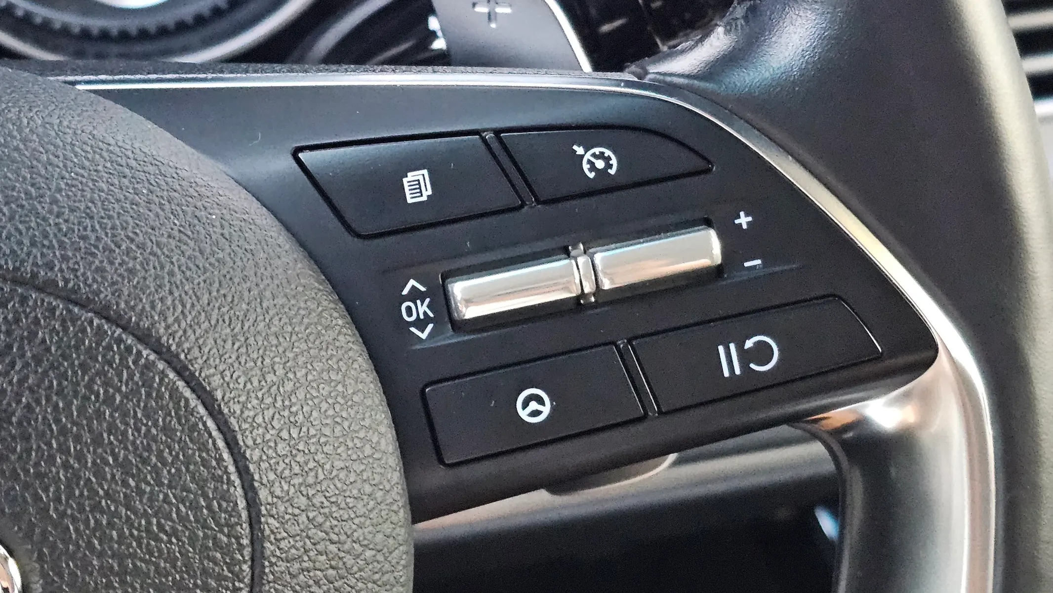 Hyundai IG 3.0 LPi () 2019 30/31