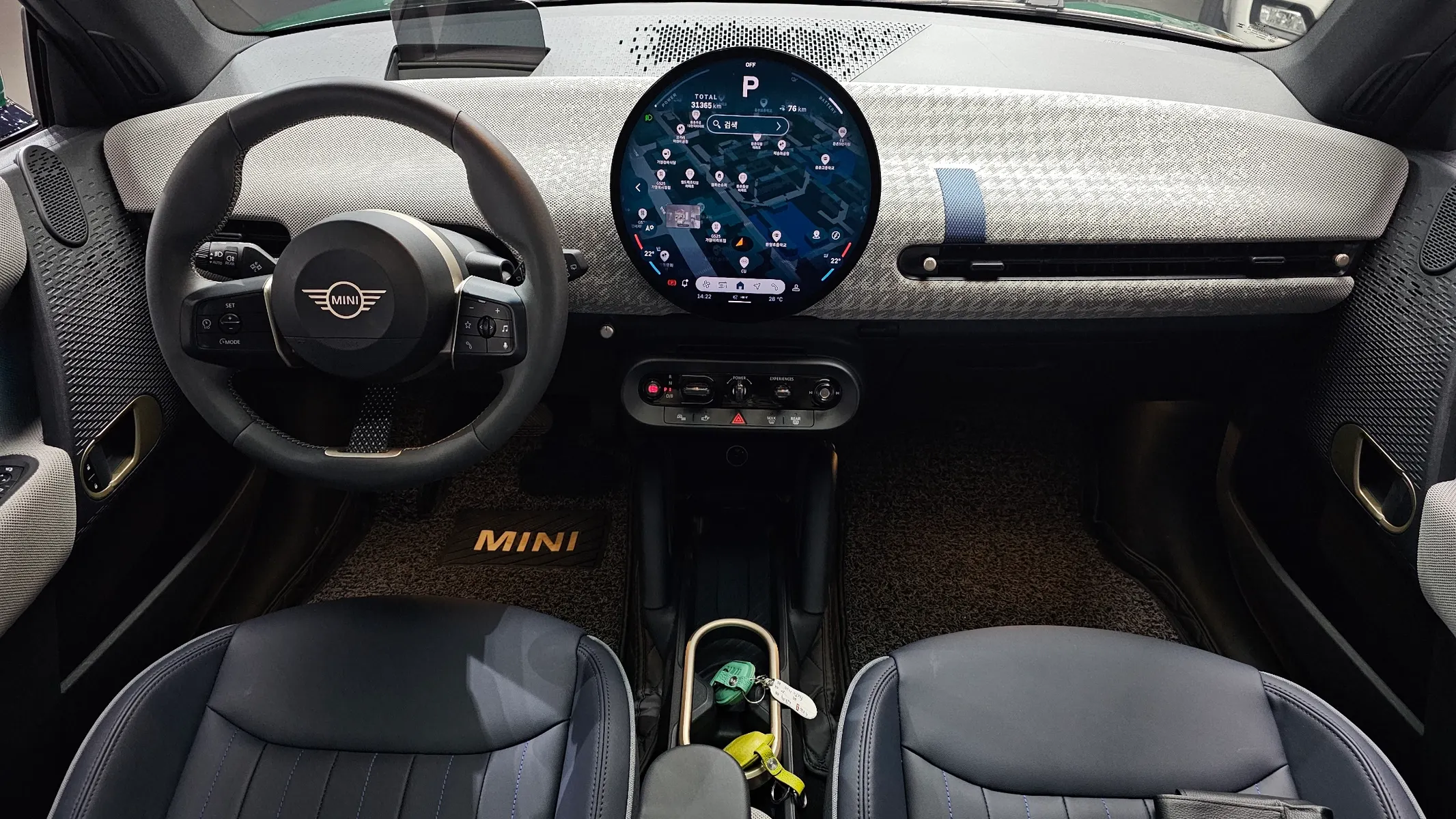 MINI 4 SE 2024 4/5