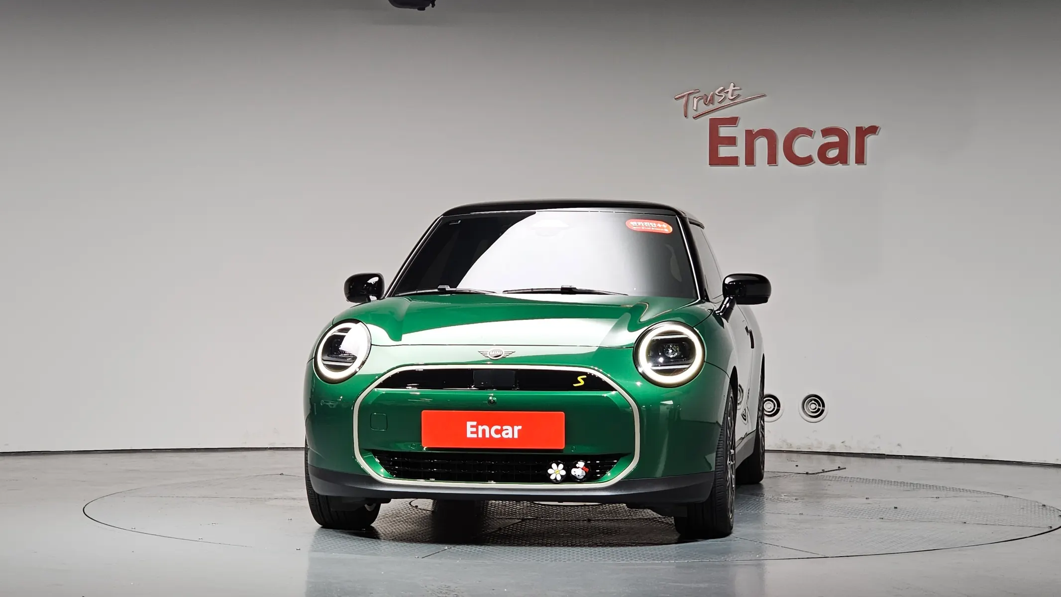 MINI 4 SE 2024 2/5