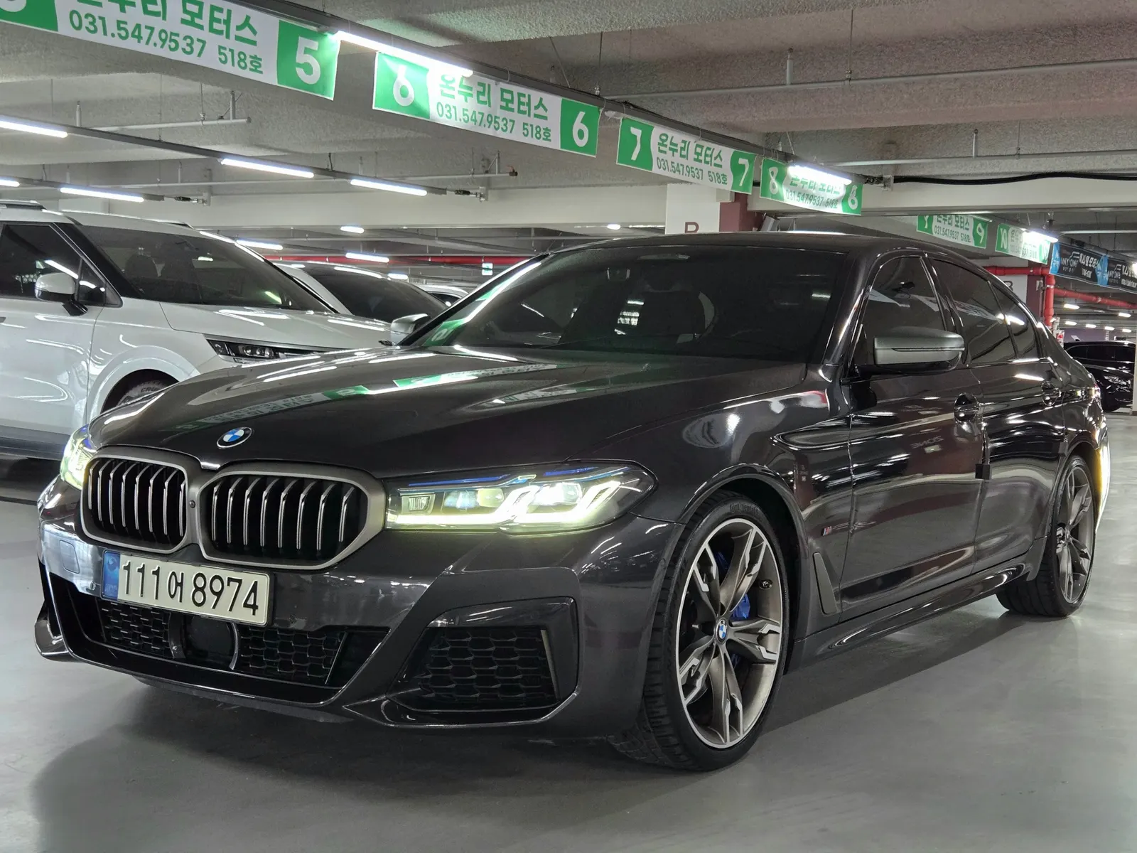 BMW 5 Series (G30) M550i xDrive 2021 3/21