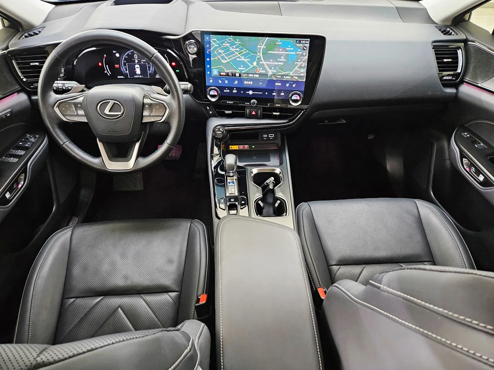 Lexus NX350h 2 2024 4/5