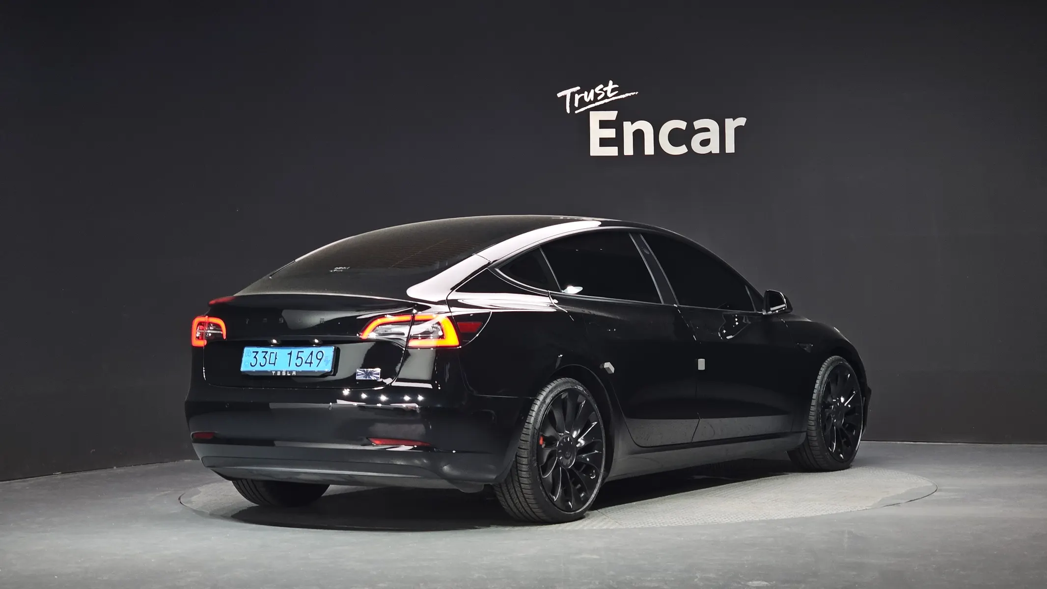 Tesla 3 AWD 2021 2/30