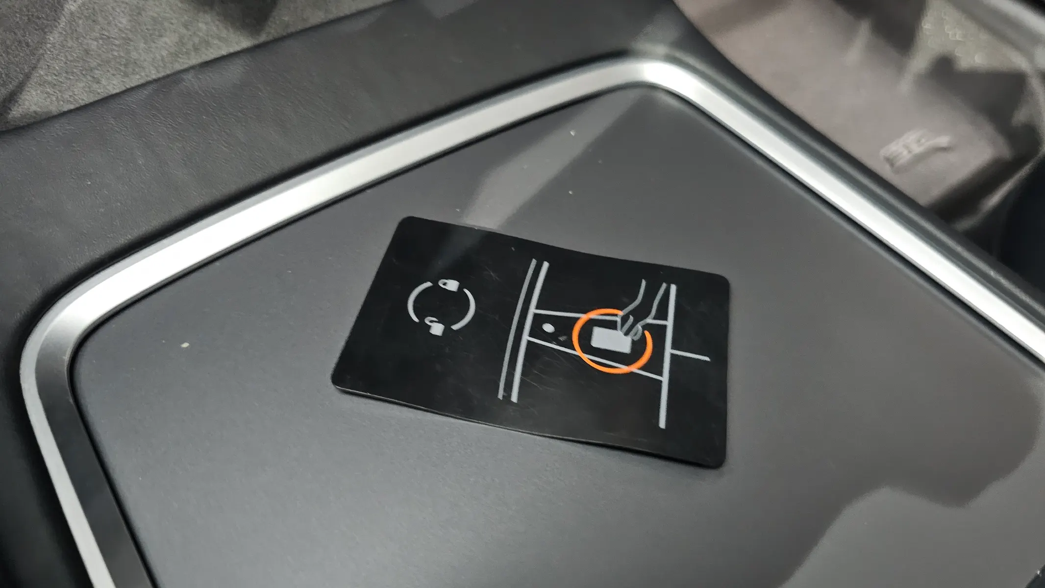 Tesla 3 AWD 2021 29/30
