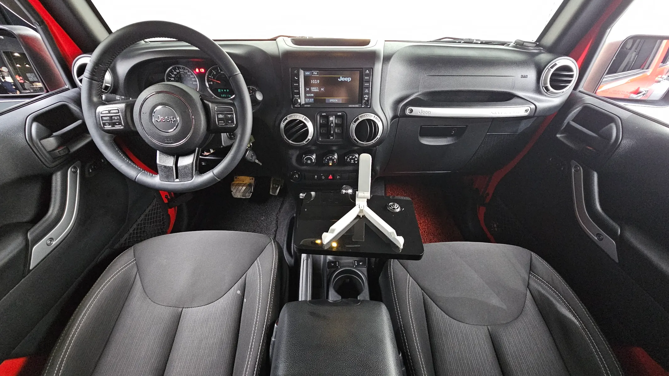 Jeep (JK) 3.6 4 2017 4/5