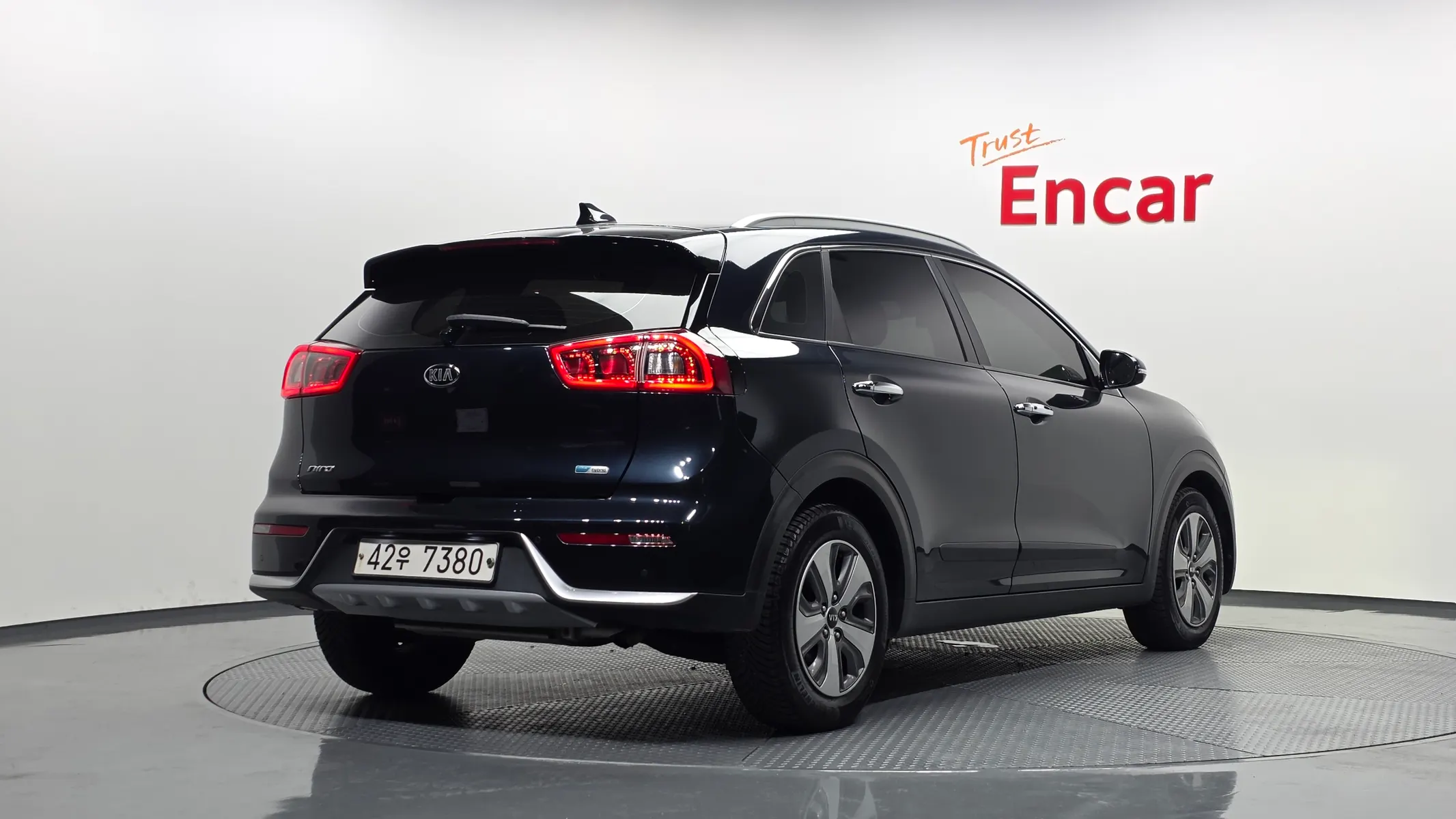 Kia Niro 2019 2/34