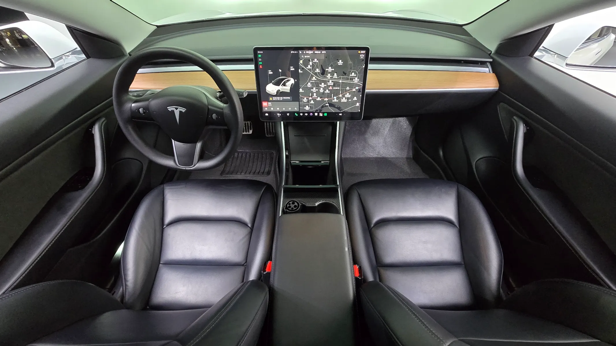 Tesla 3 AWD 2020 4/5