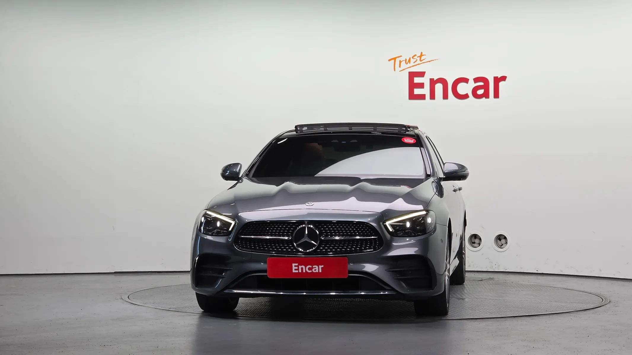 Mercedes-Benz E-Class W213 E350 4MATIC AMG Line 2021 3/34