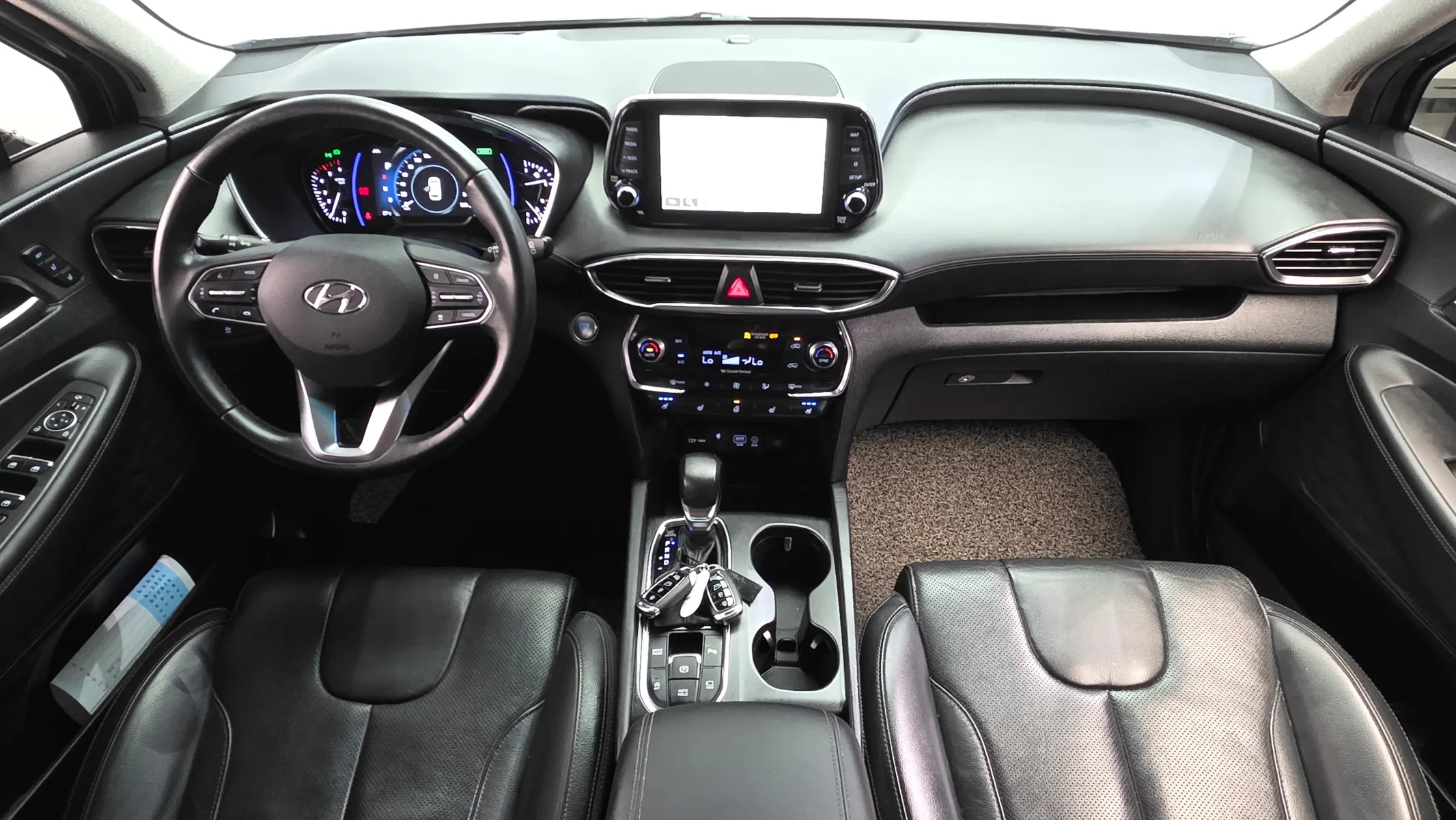 Hyundai TM 2.0 2WD 2018 4/5