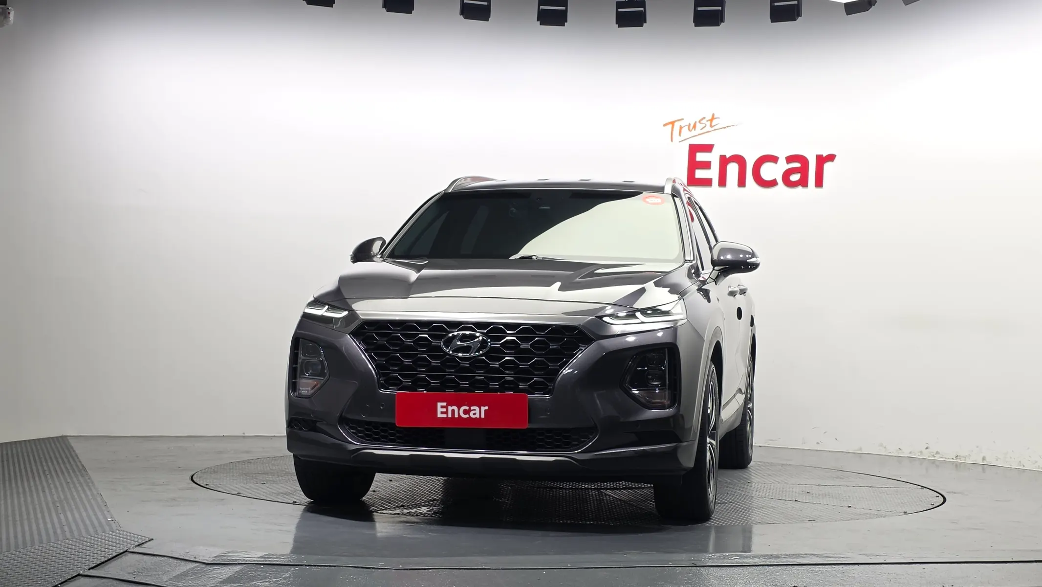 Hyundai TM 2.0 2WD 2018 2/5
