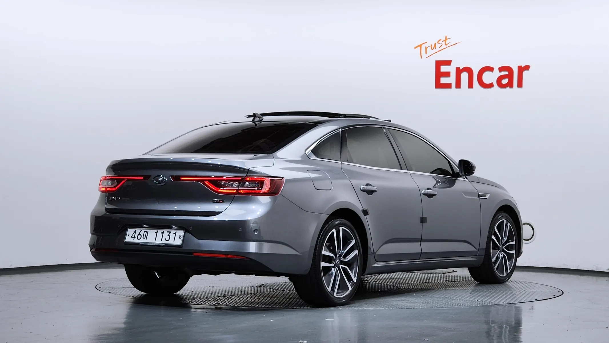 Renault Korea SM6 2.0 GDe RE 2017 2/41