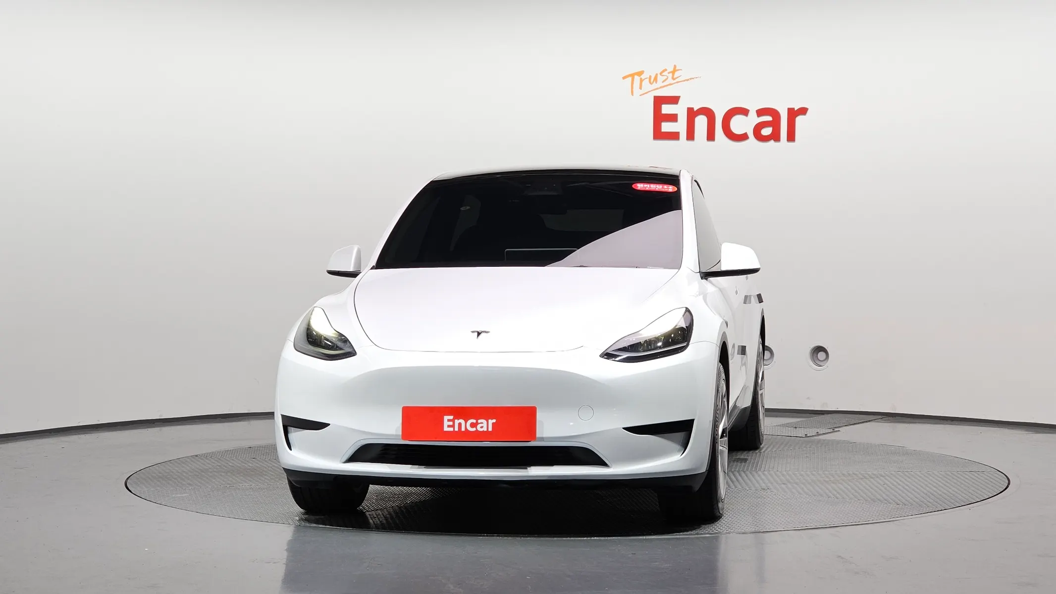 Tesla Y RWD 2024 2/5