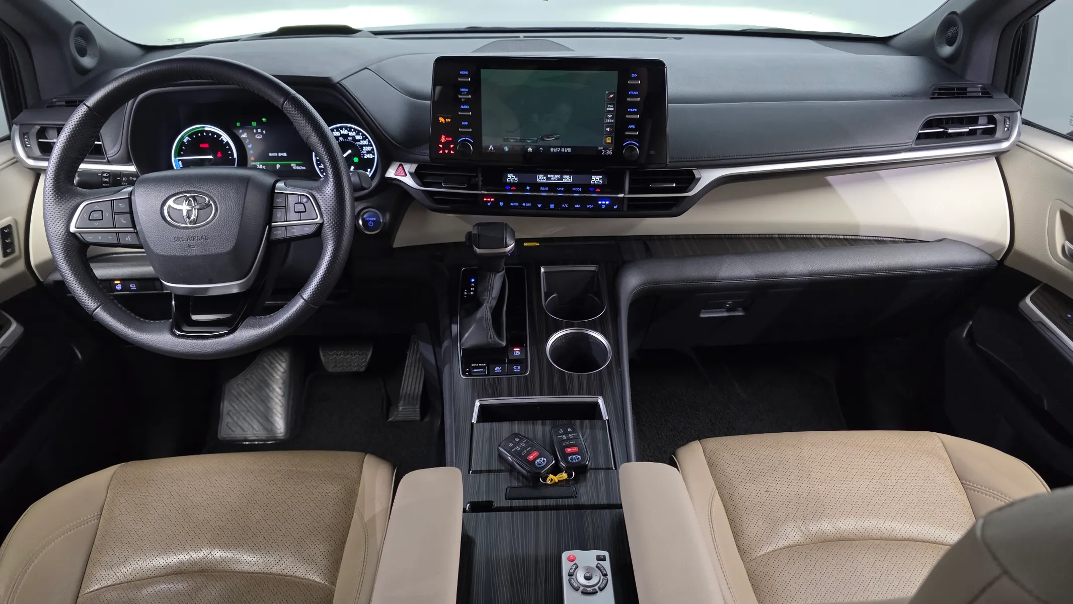 Toyota 4 2.5 2WD 2023 4/5