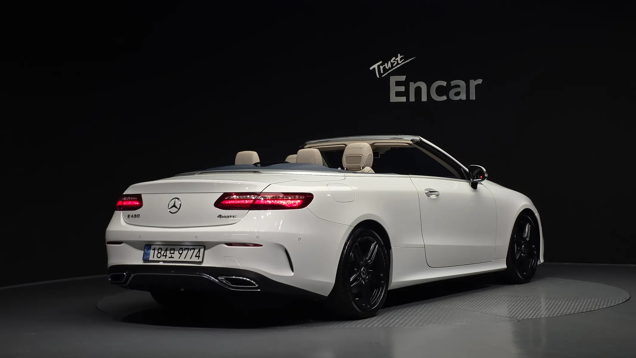 Mercedes-Benz E-Class W213 E220d 2020 2/34