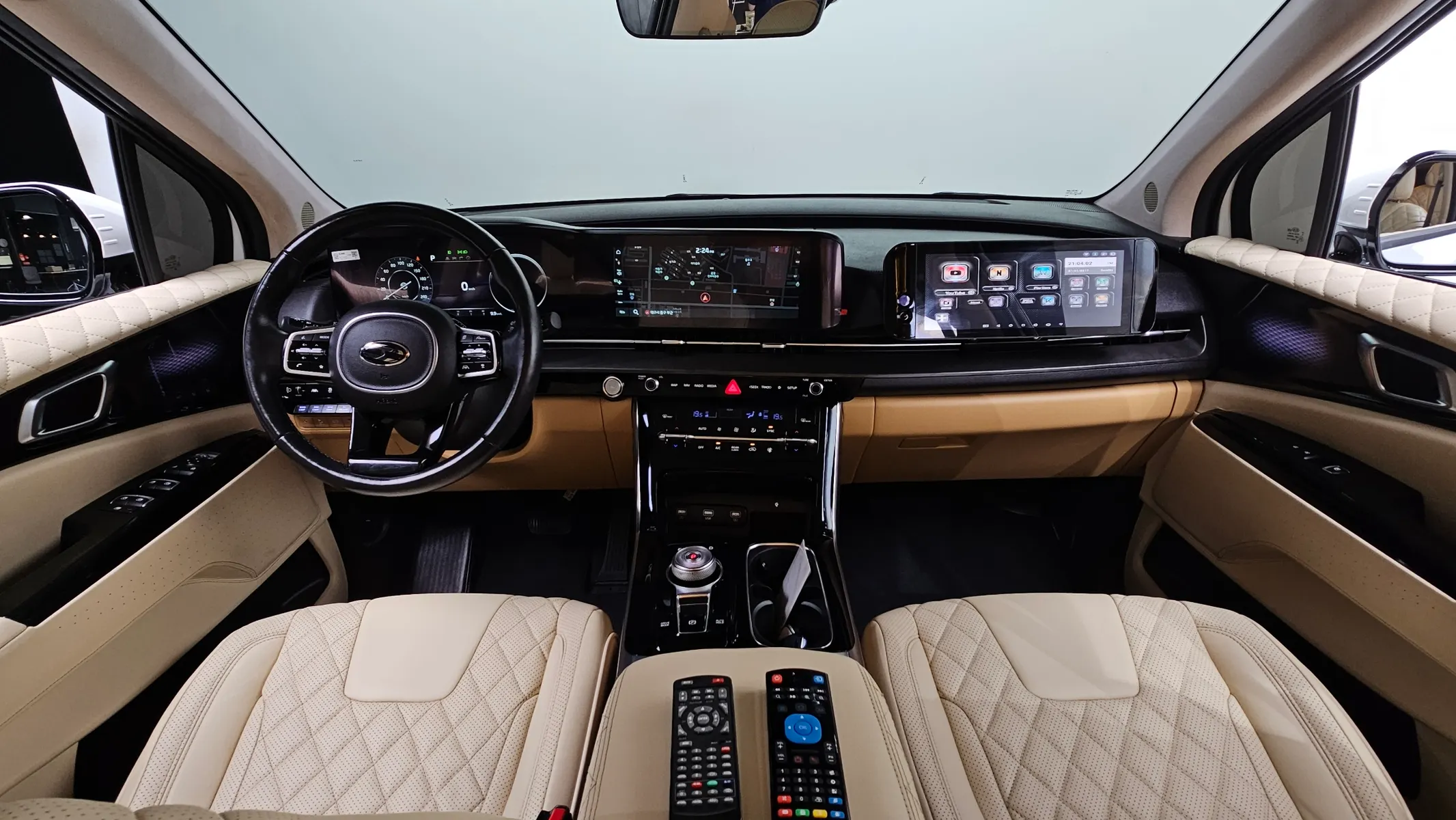 Kia Carnival 9 () 2021 4/5
