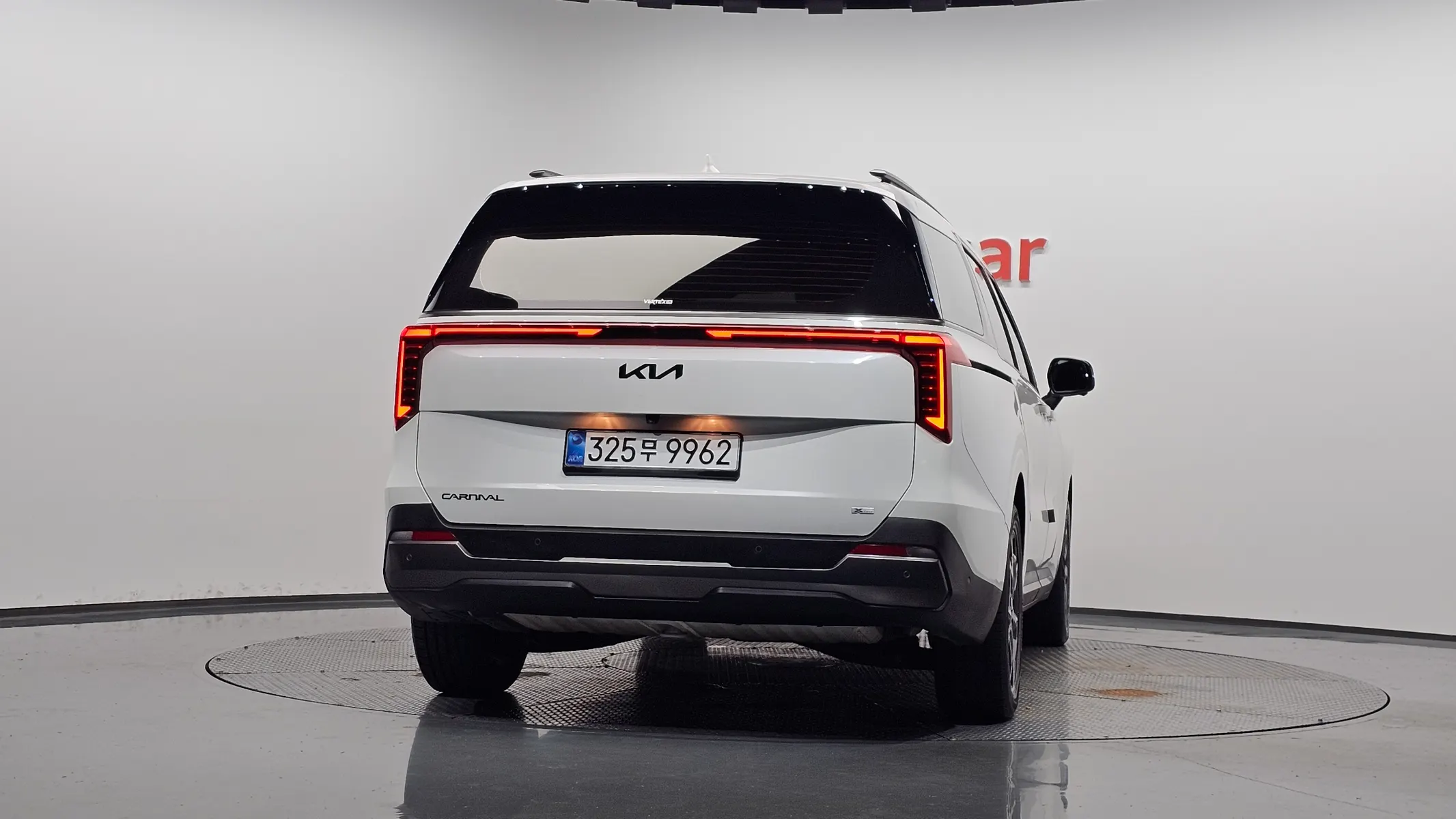 Kia 4 HEV 7 X Line 2025 2/5
