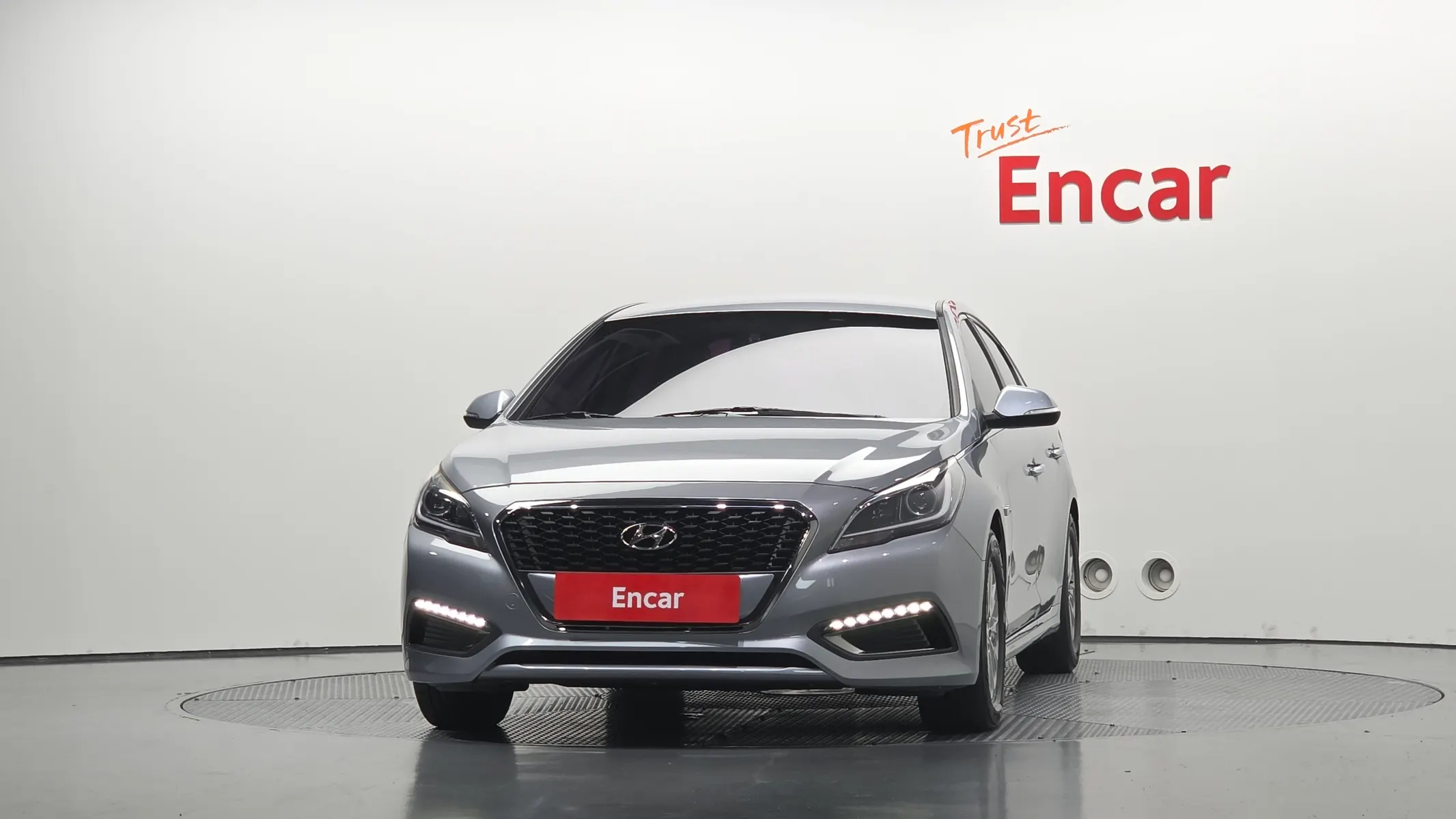 Hyundai LF 2.0 HEV 2015 3/32