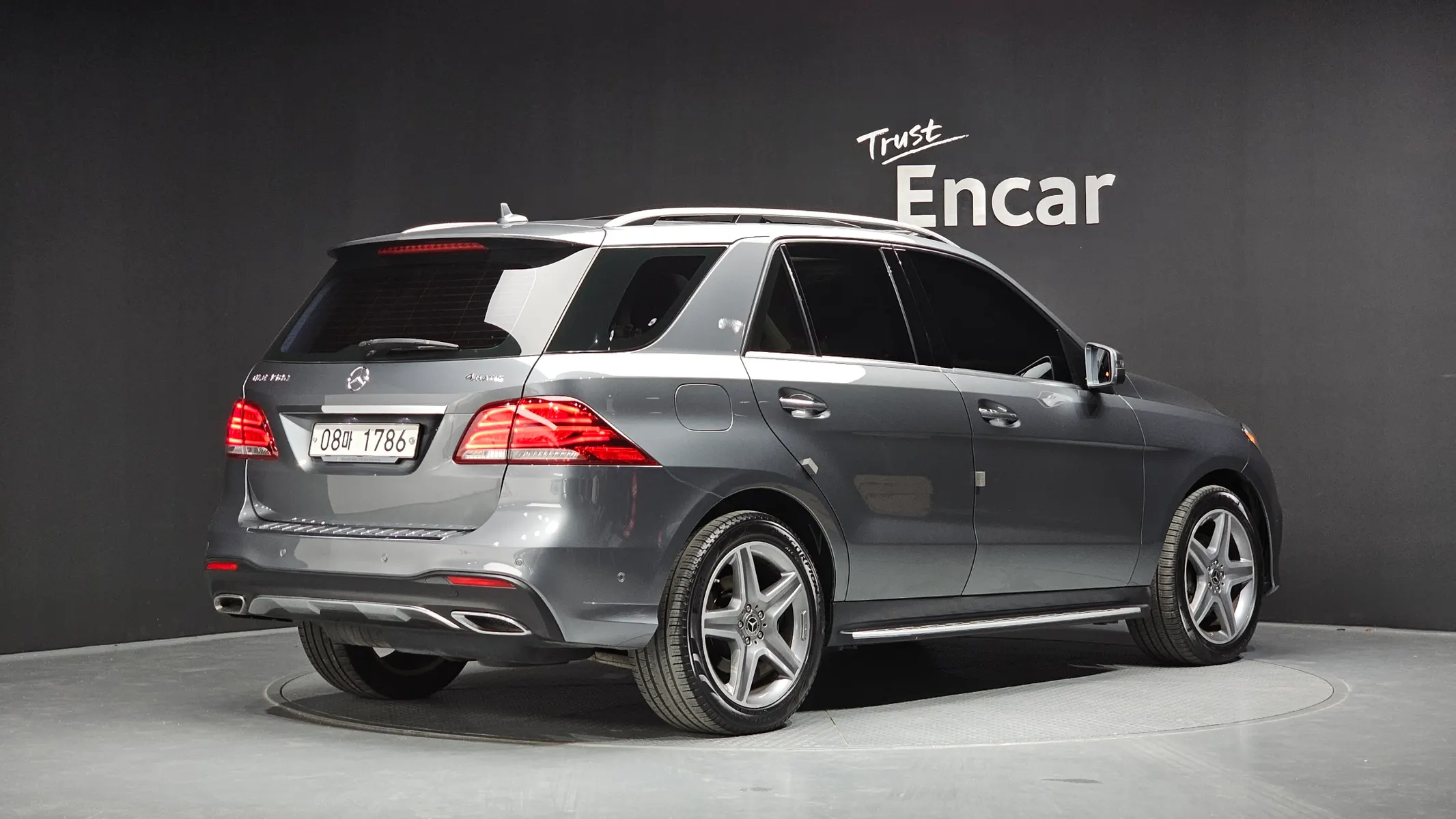 Mercedes-Benz GLE-Class W166 GLE350 d 4MATIC 2018 2/40