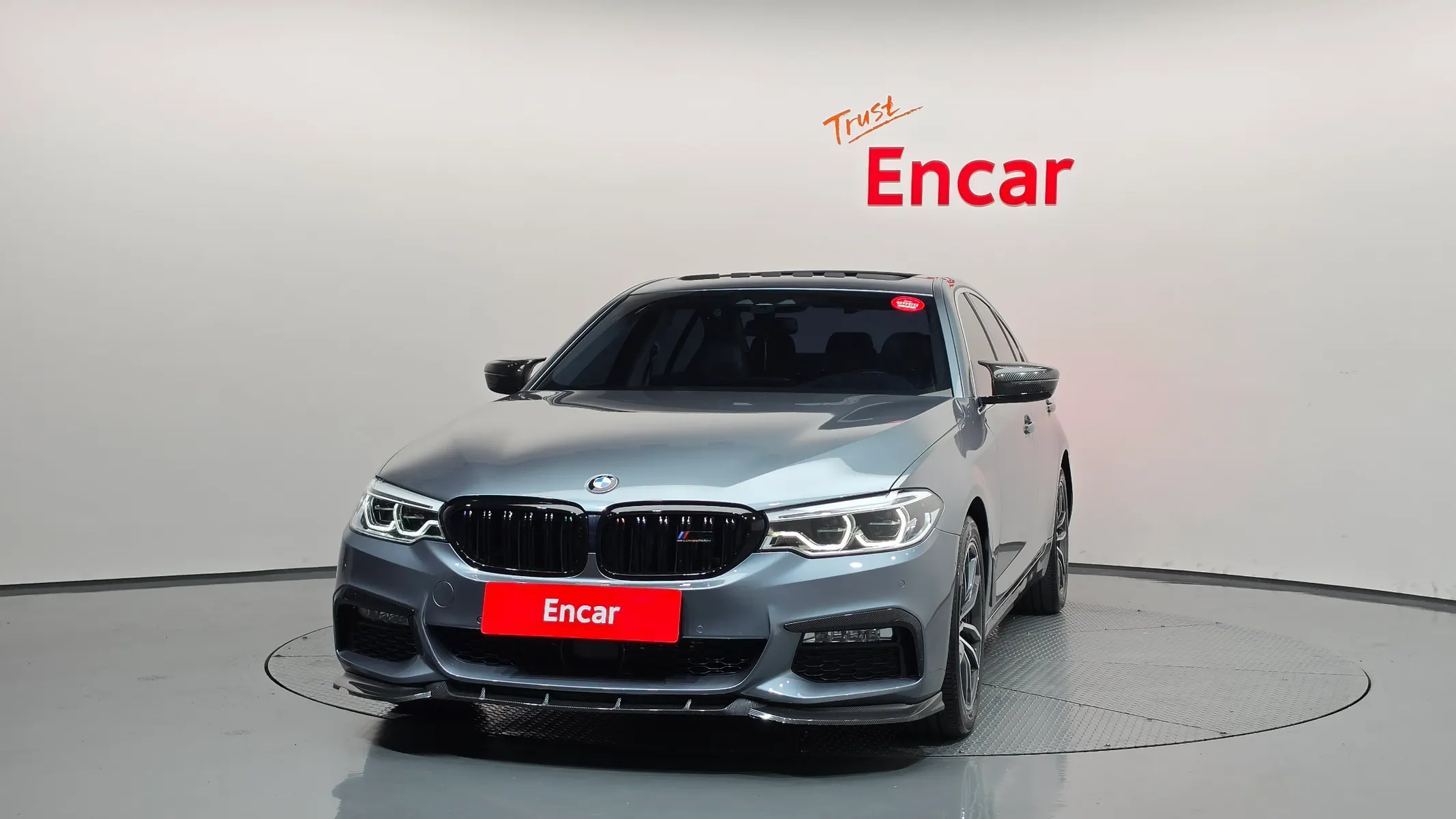 BMW 5 Series (G30) 520d 2017 3/30