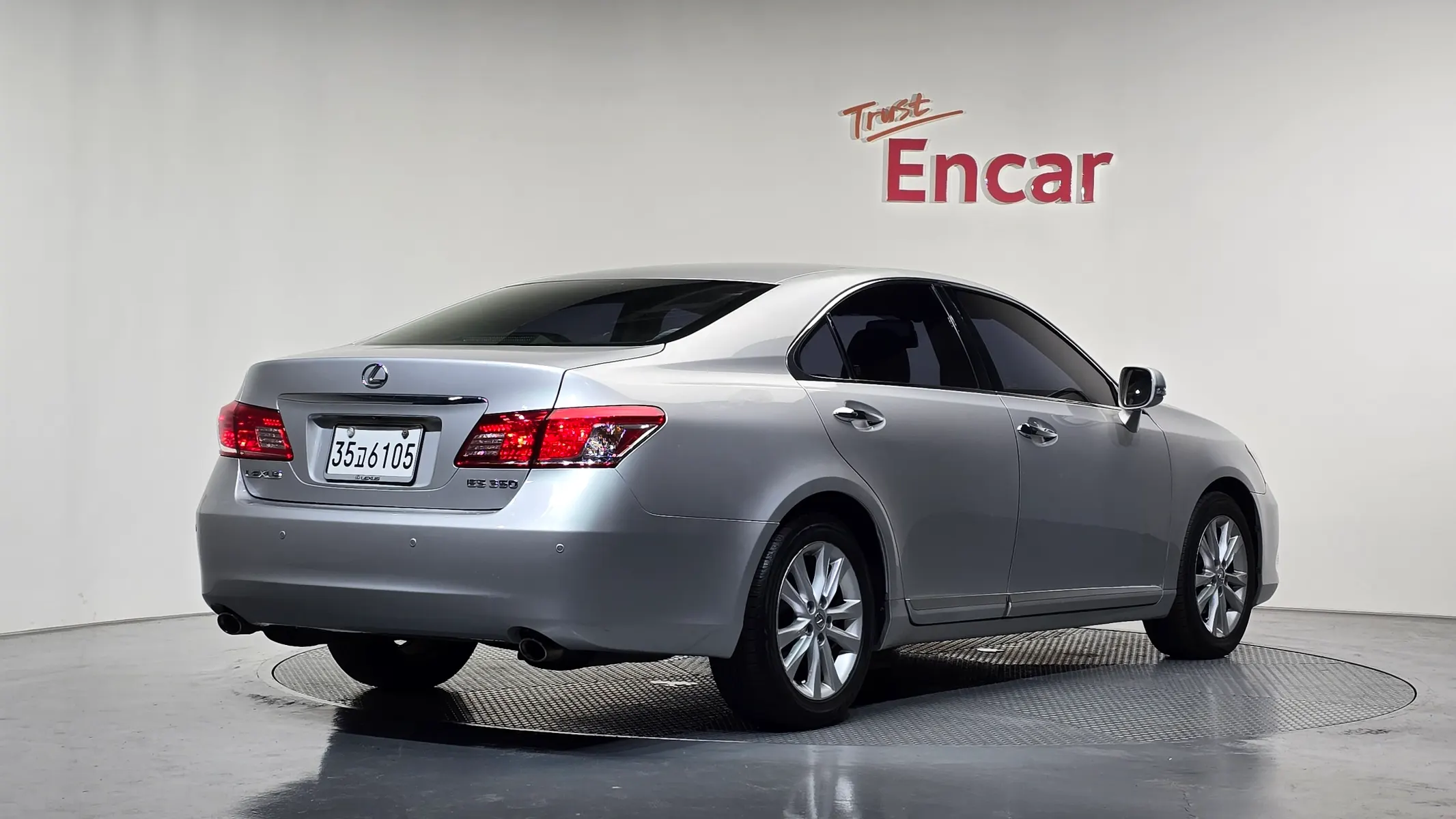 Lexus ES350 2009 2/32
