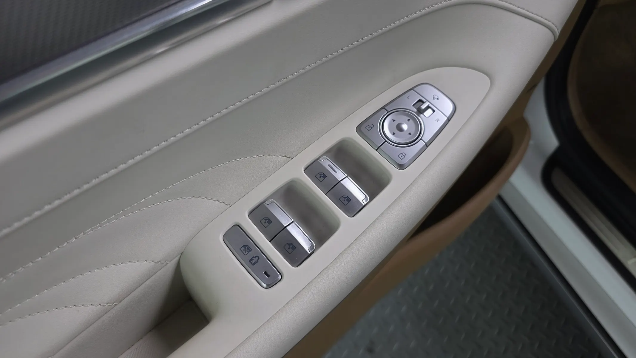 Hyundai IG 2020 38/39