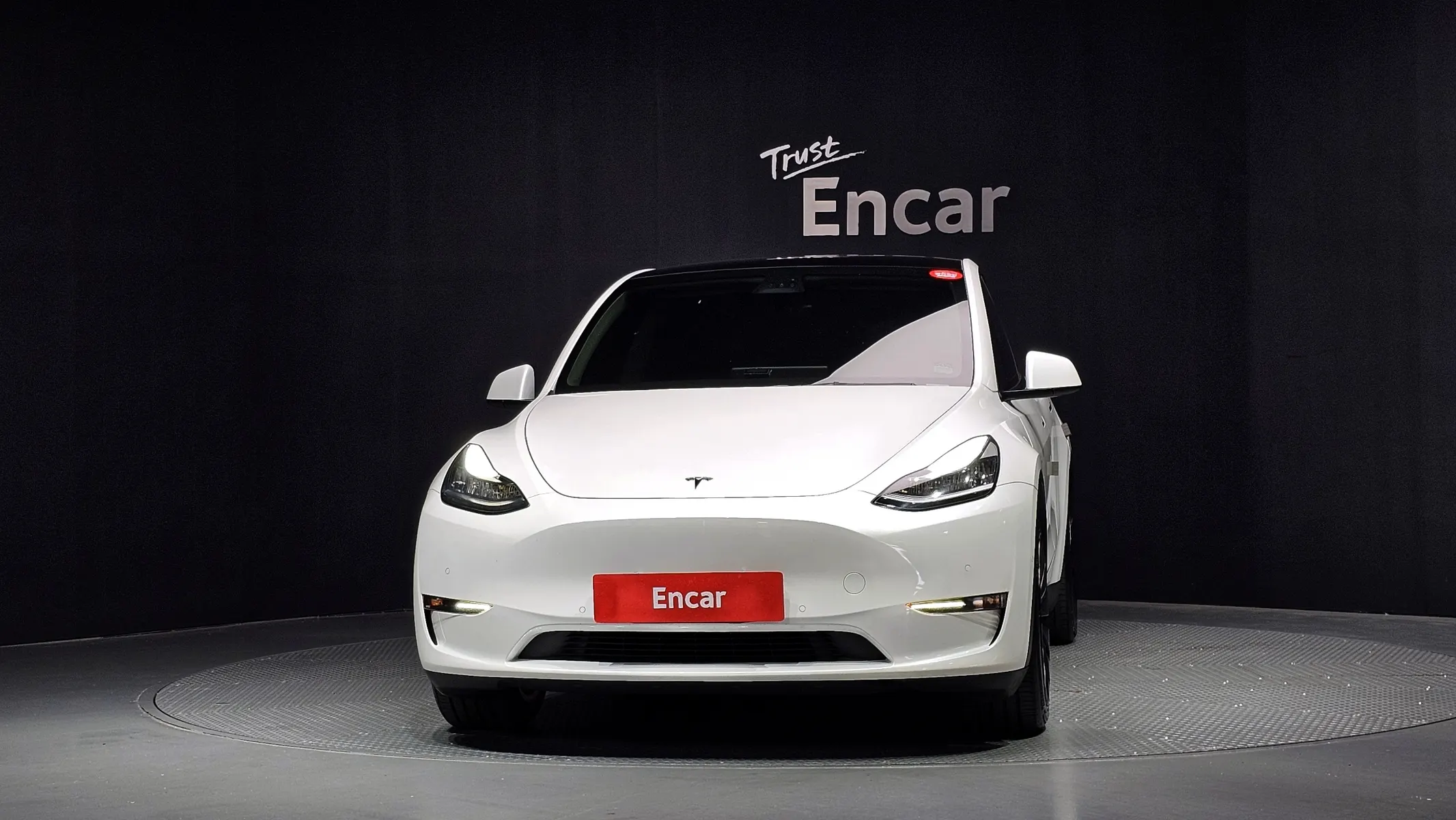 Tesla Y AWD 2022 3/35