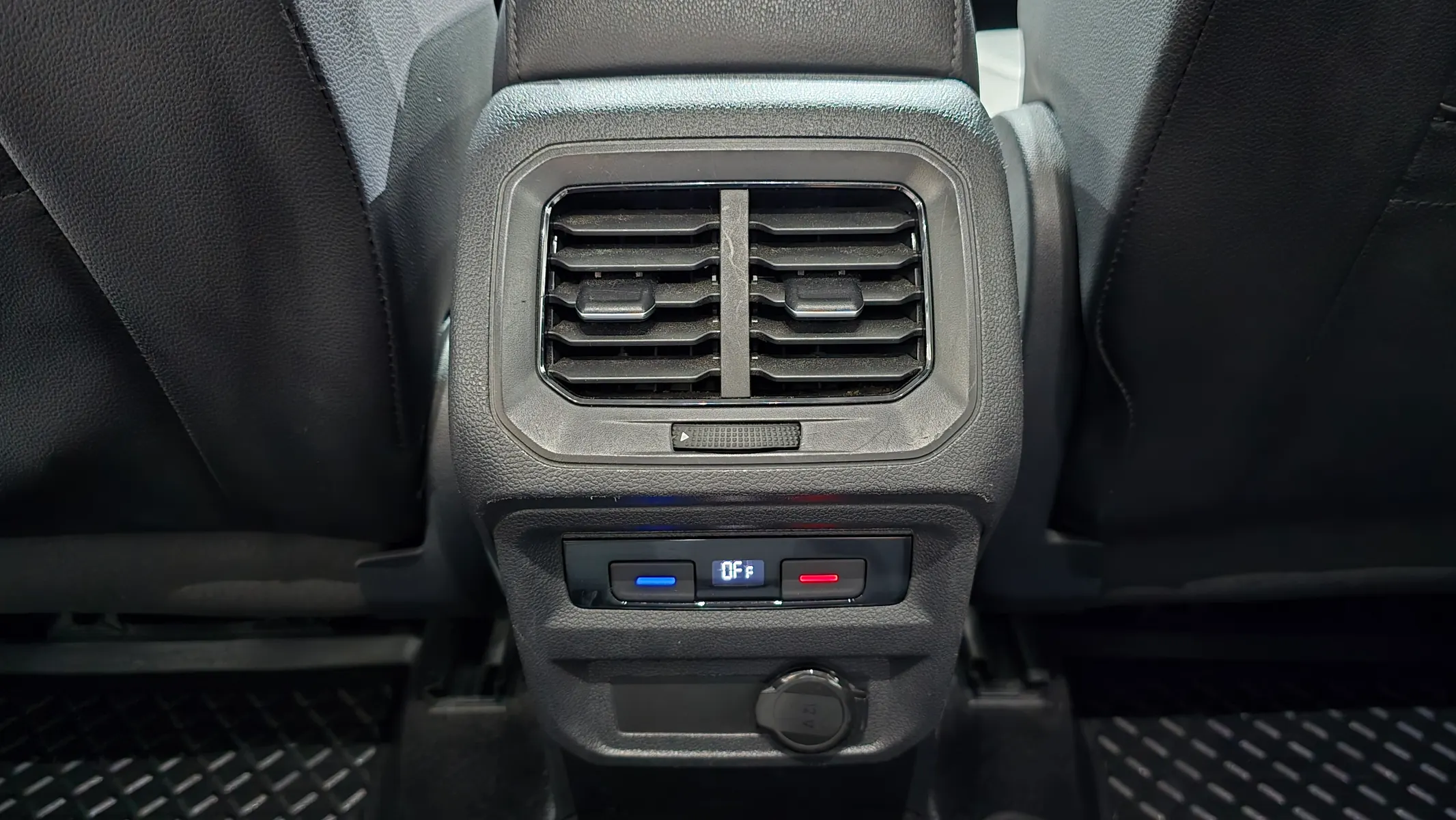 Volkswagen 2 2.0 TDI 4 2021 32/33