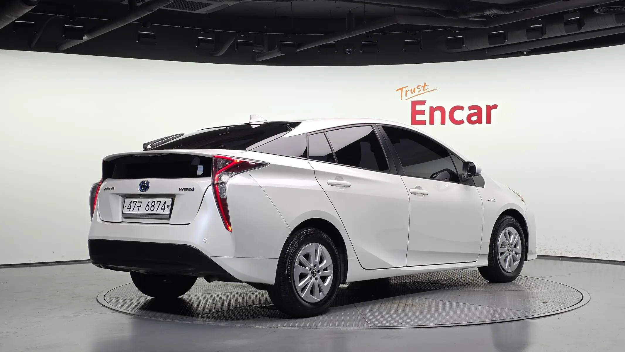 Toyota 4 1.8 E 2017 2/34