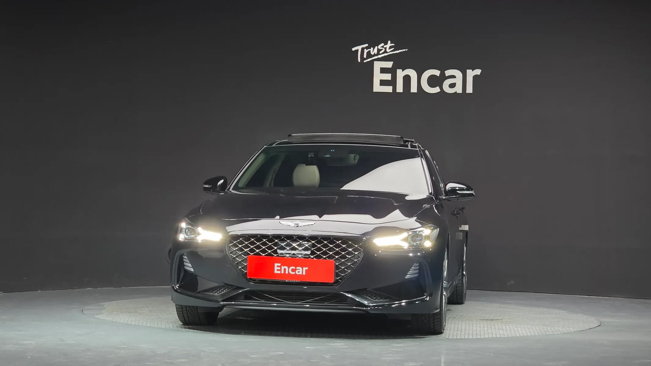 Genesis G70 2.0T 2020 3/39