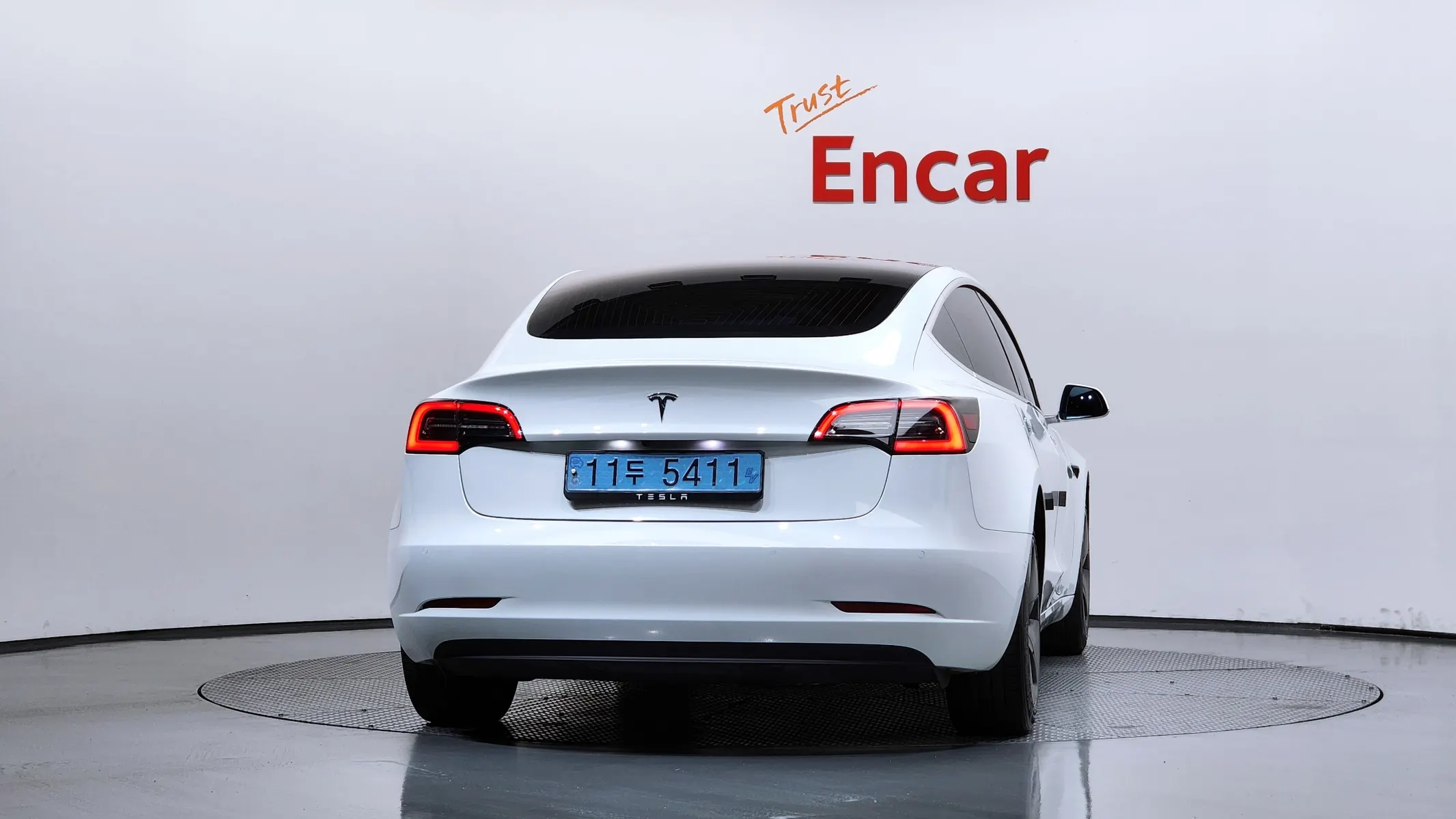 Tesla 3 RWD 2020 3/5
