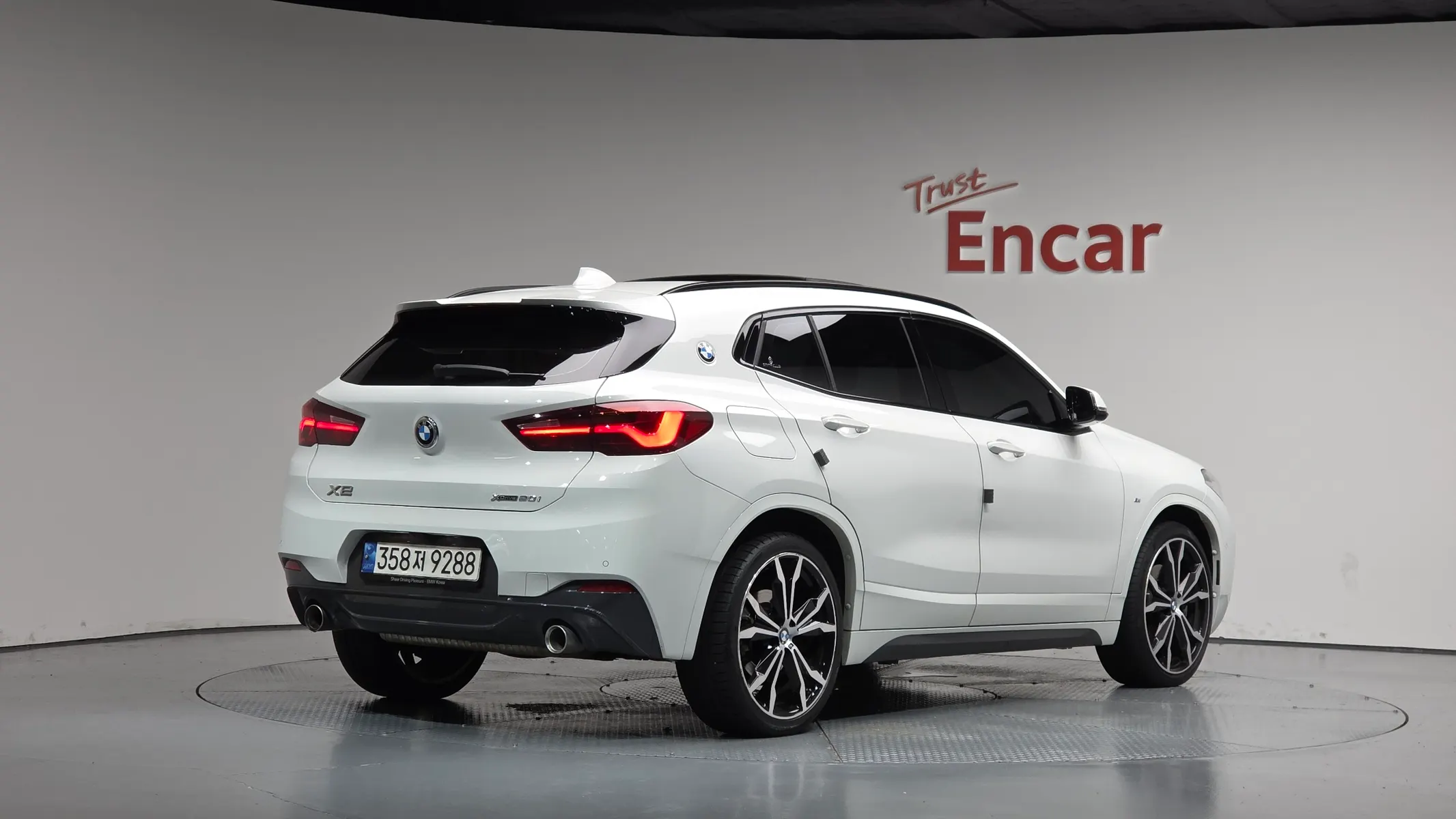BMW X2 (F39) xDrive20i M 2022 2/39