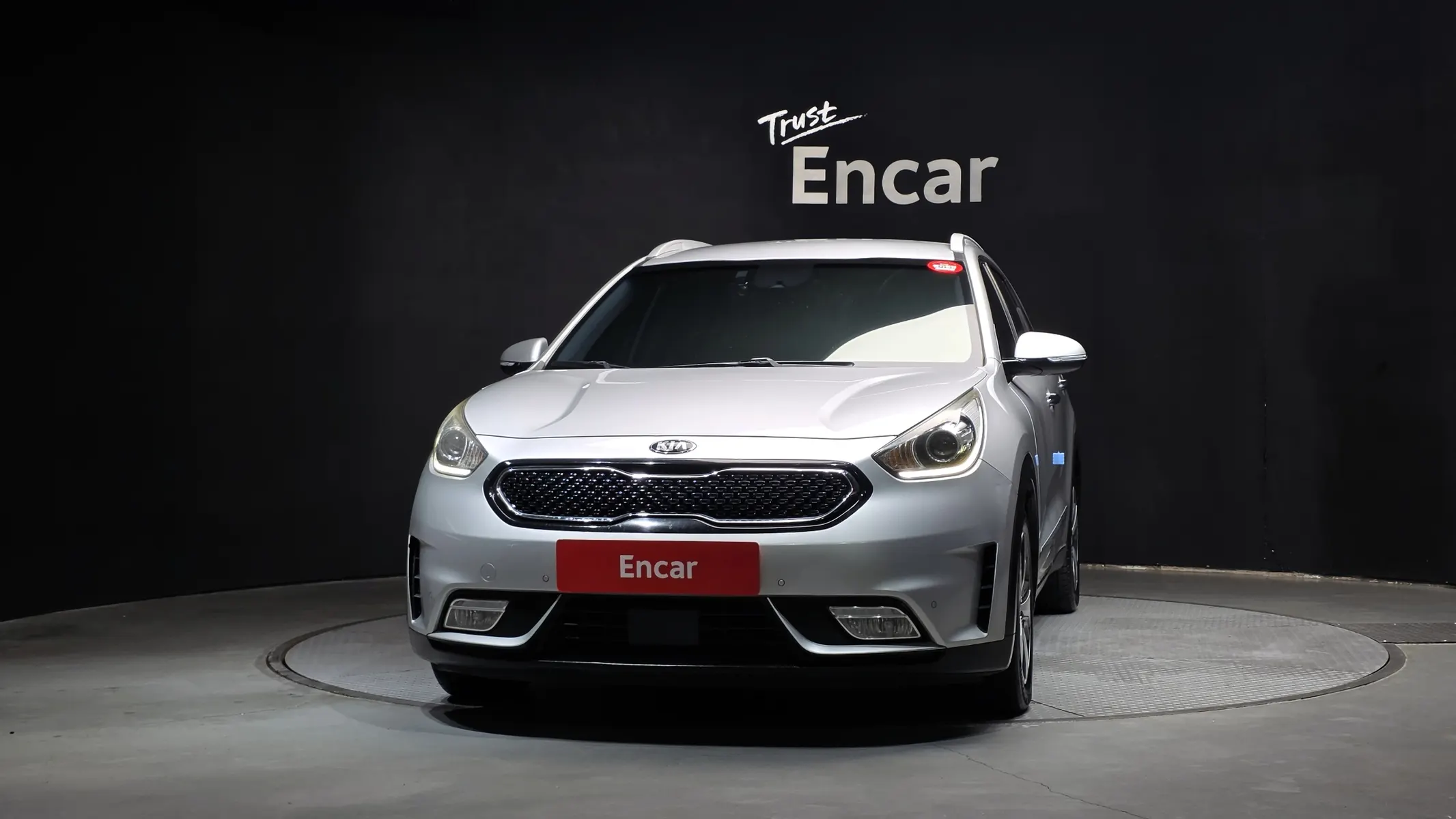 Kia Niro 2016 2/5
