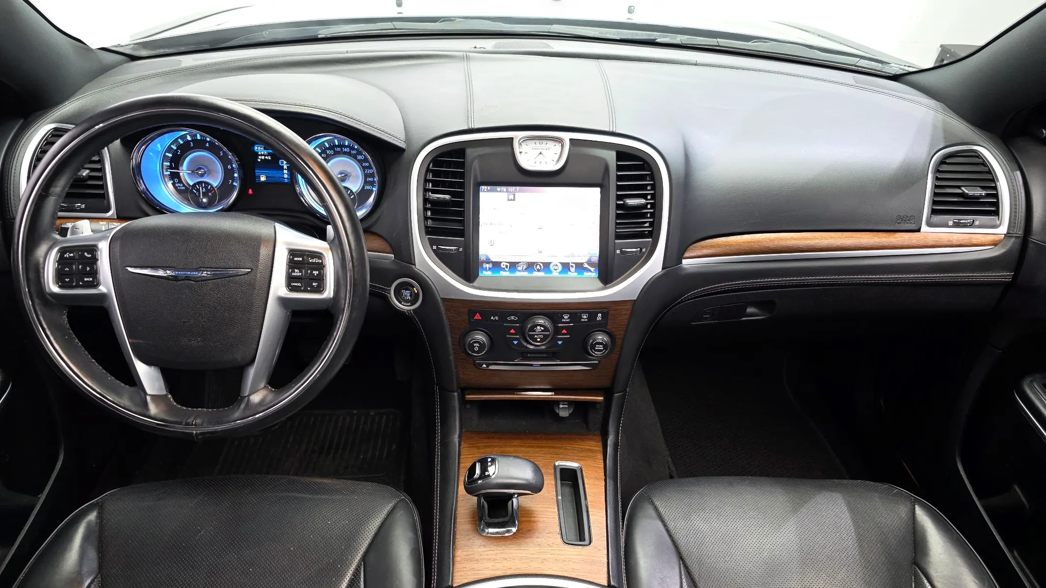 크라이슬러 300C 3.6 AWD 2013 4/5